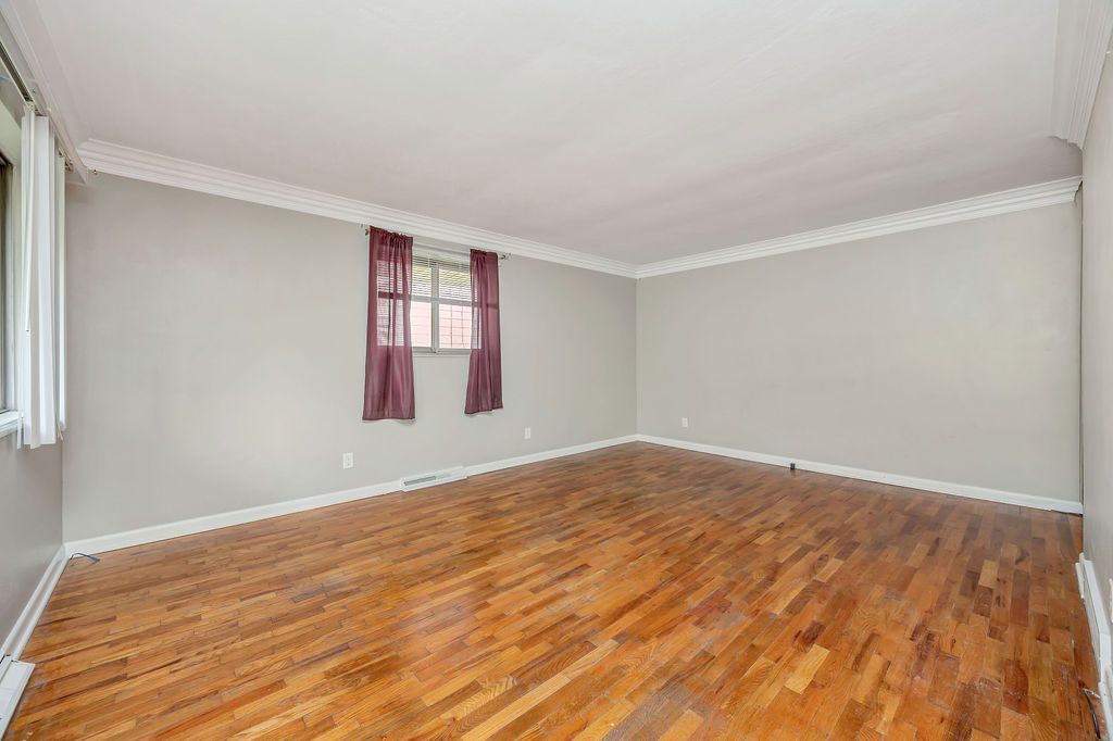 308WWithrow-Living room side