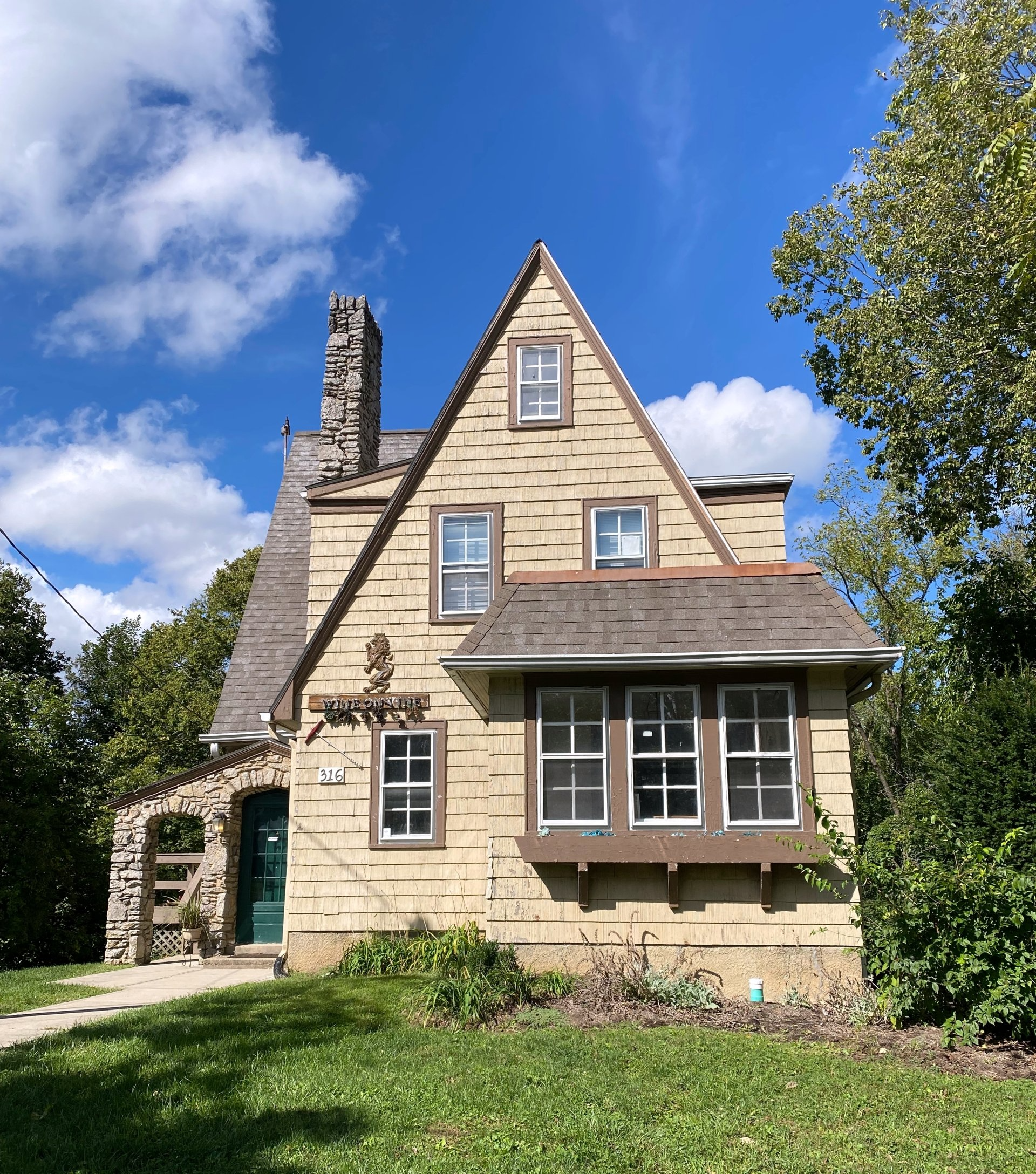 316 e vine street front