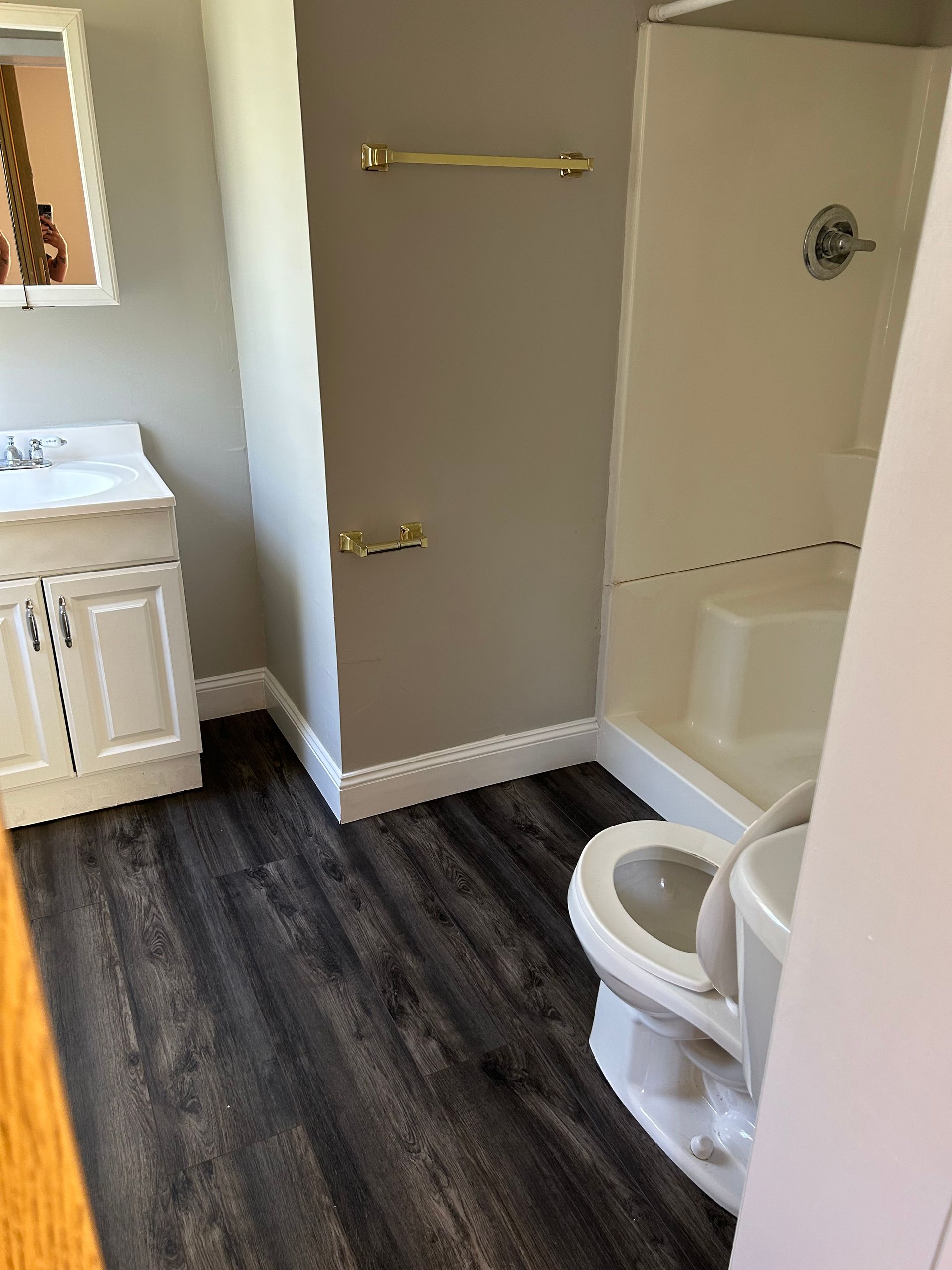430 Bouden bathroom