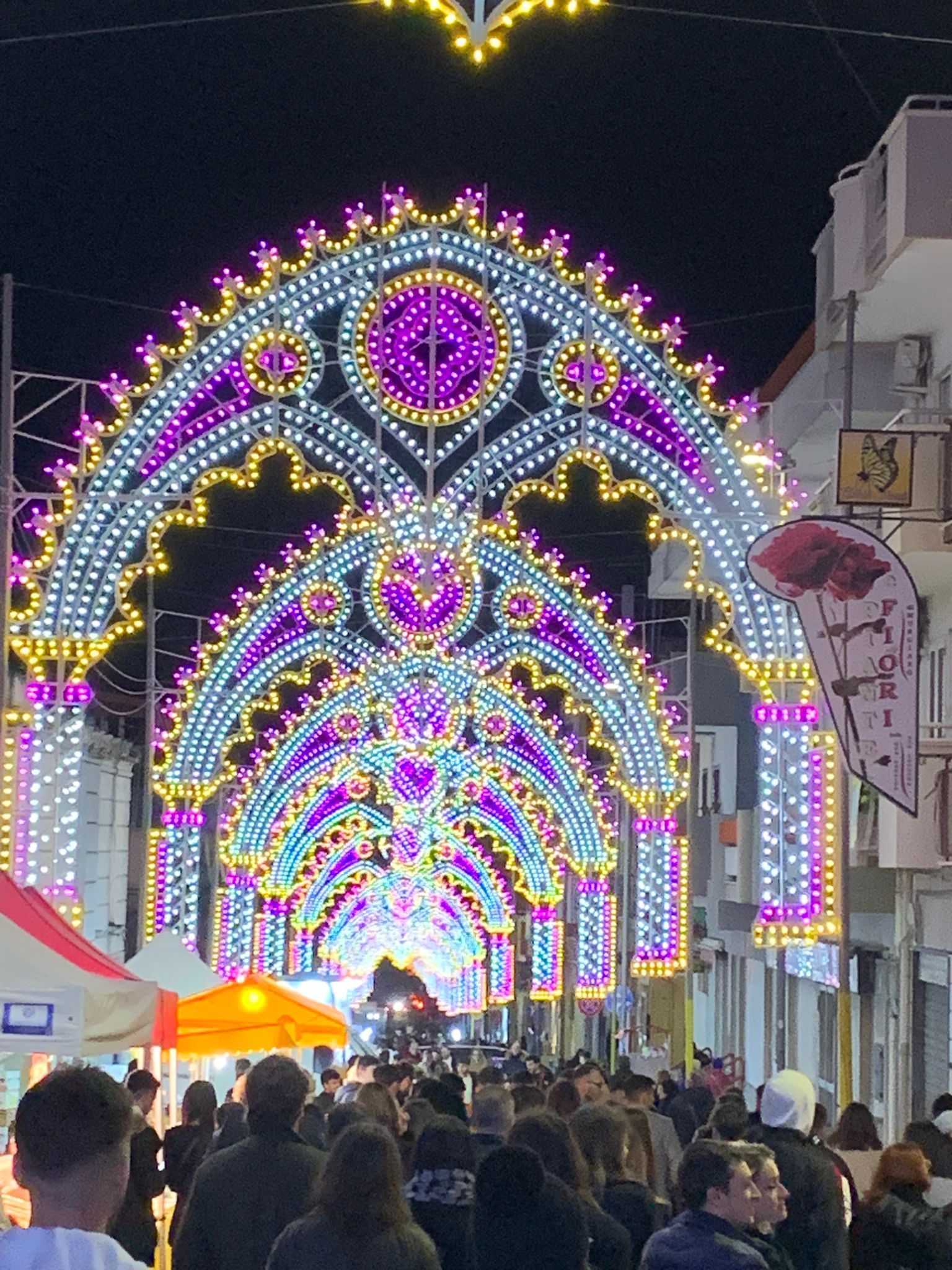 illuminazioni artistiche per feste civili e religiose