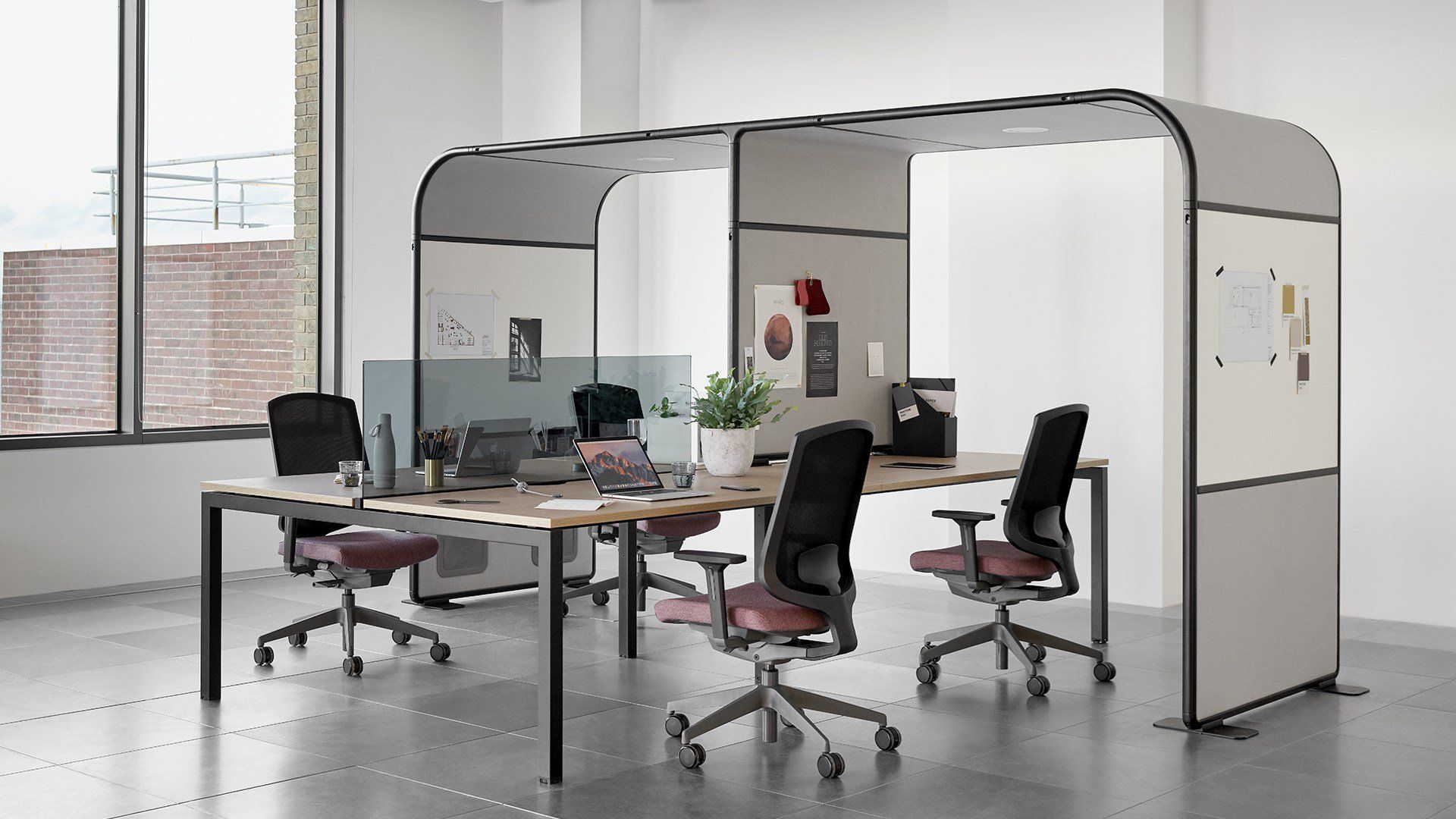 Senator Chemistry 4-person workstation with Canopy