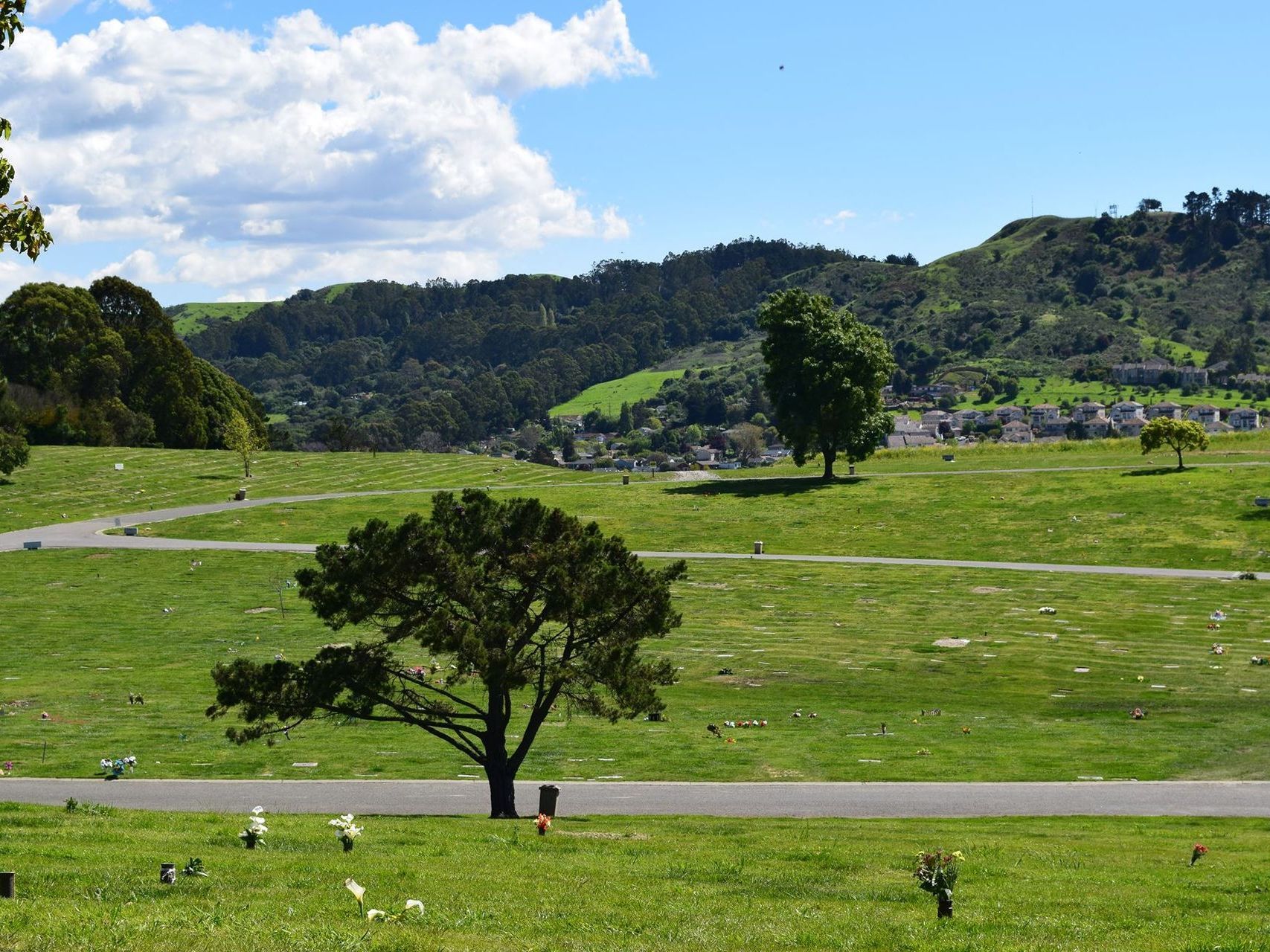 Rolling Hills Memorial Park