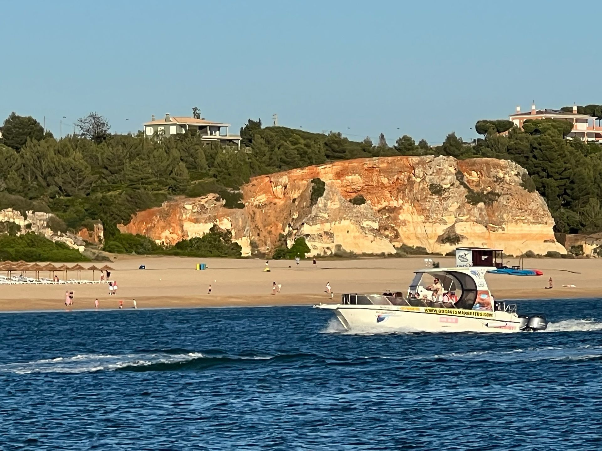 Alagreve boat tours