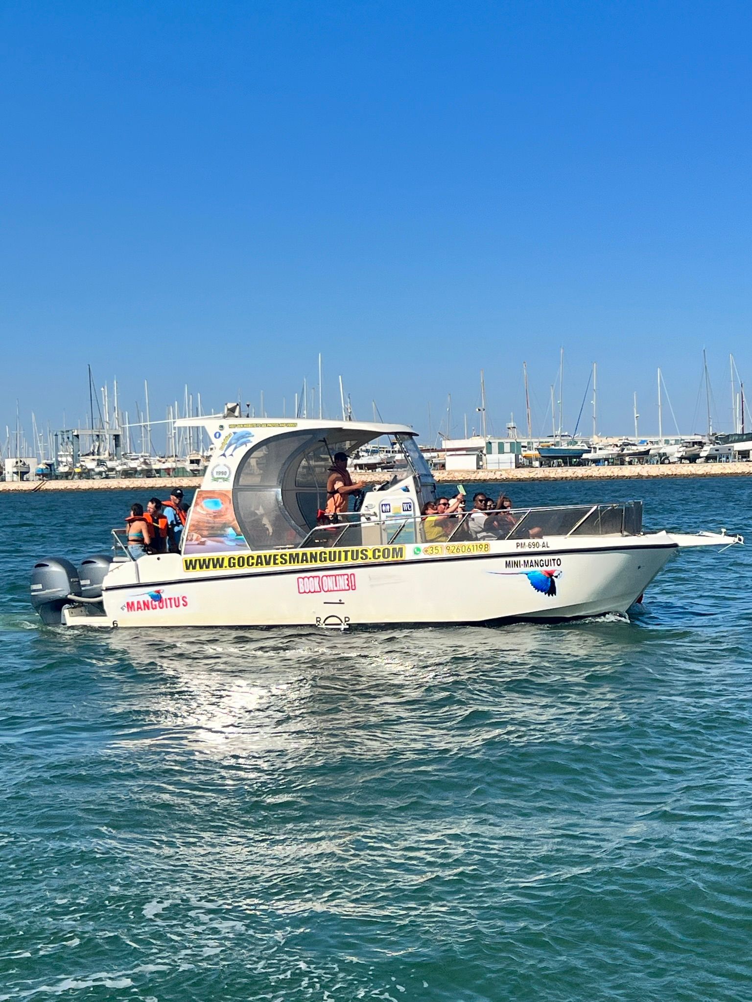 Boat cruise to Benagil cave
