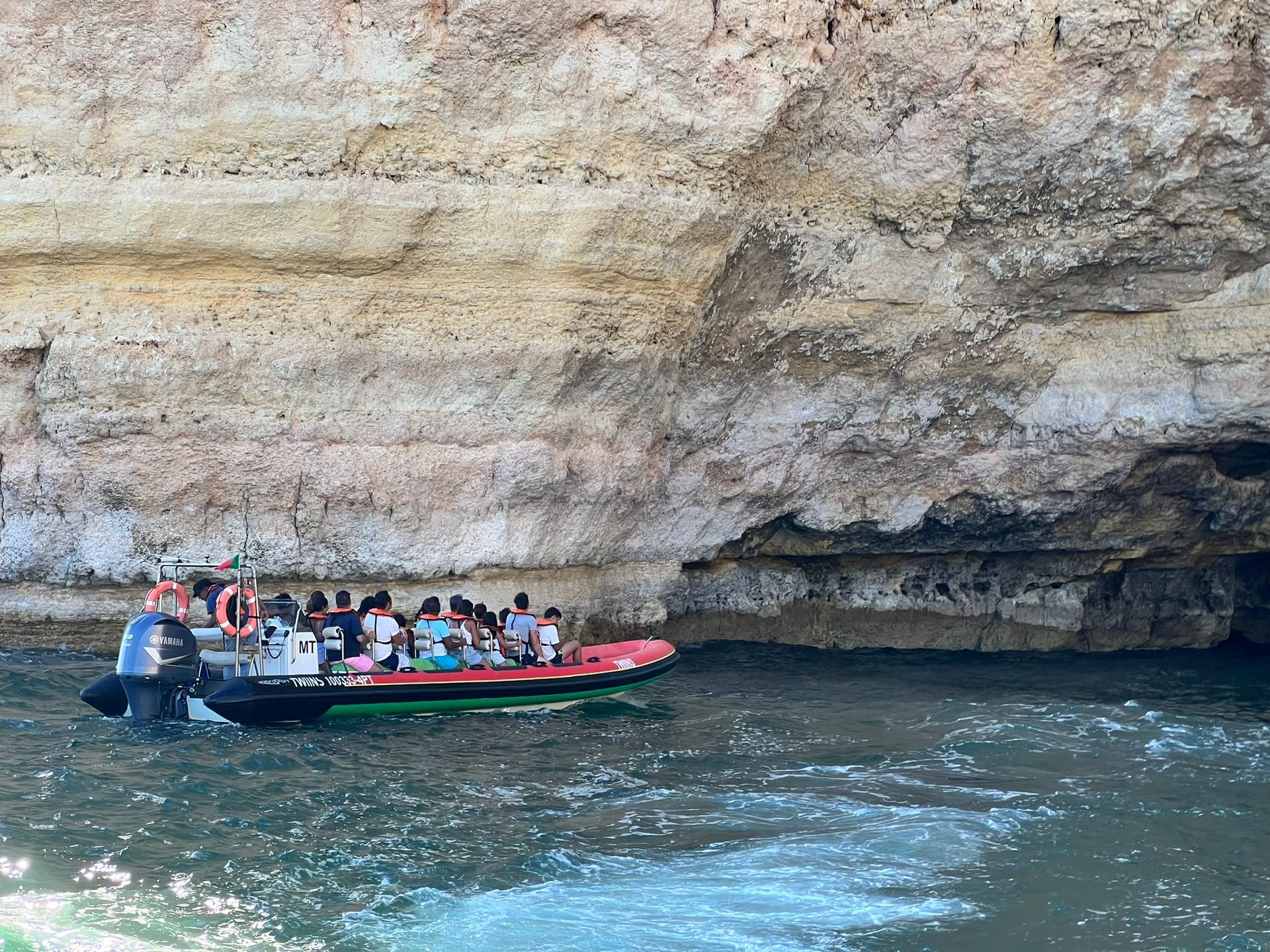 Speed boat tour Benagil