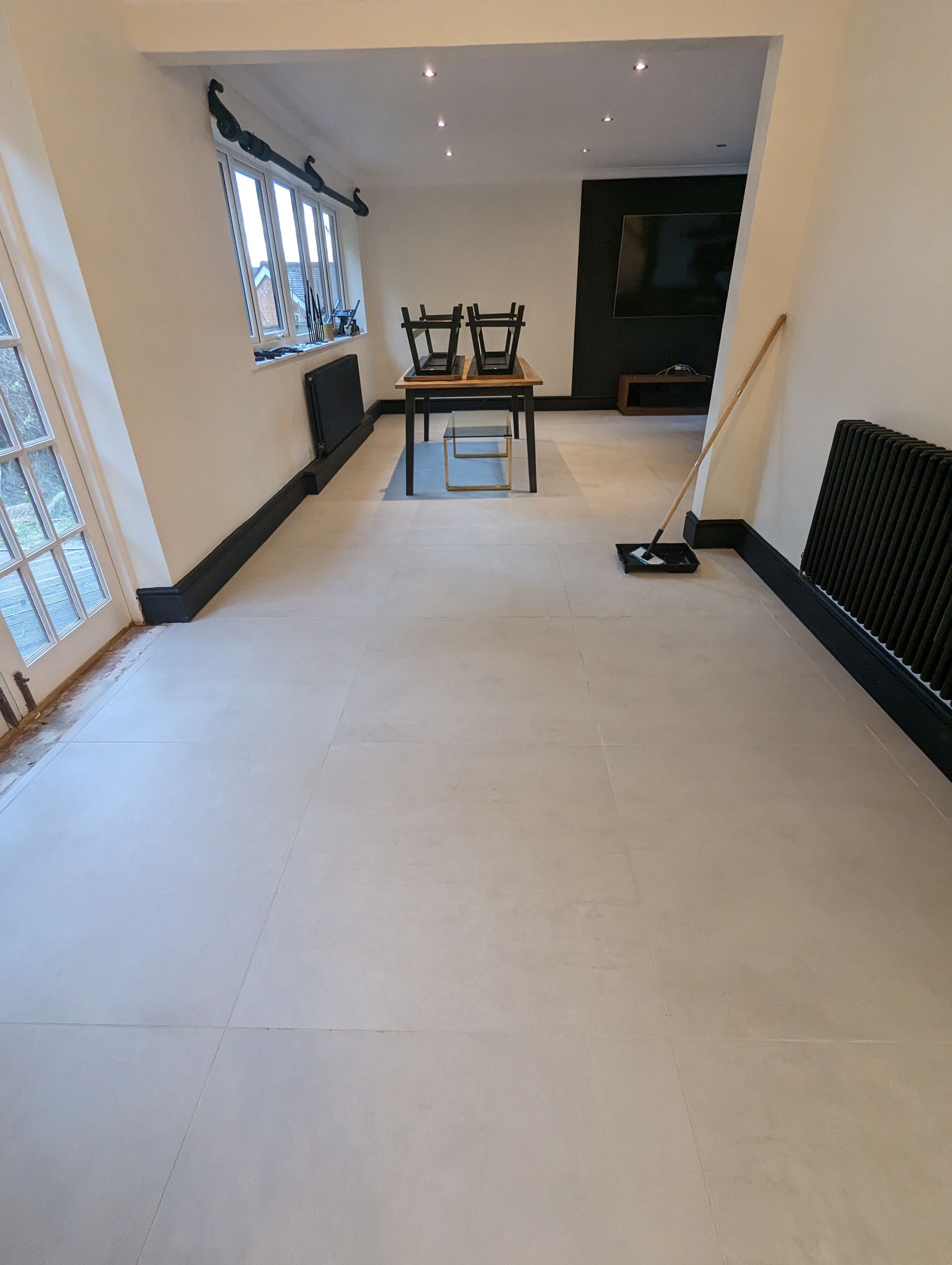 PORCELAIN TILES AND GROUT DEEP CLEANING AND SEALING IN WORSLEY, GREATER MANCHESTER