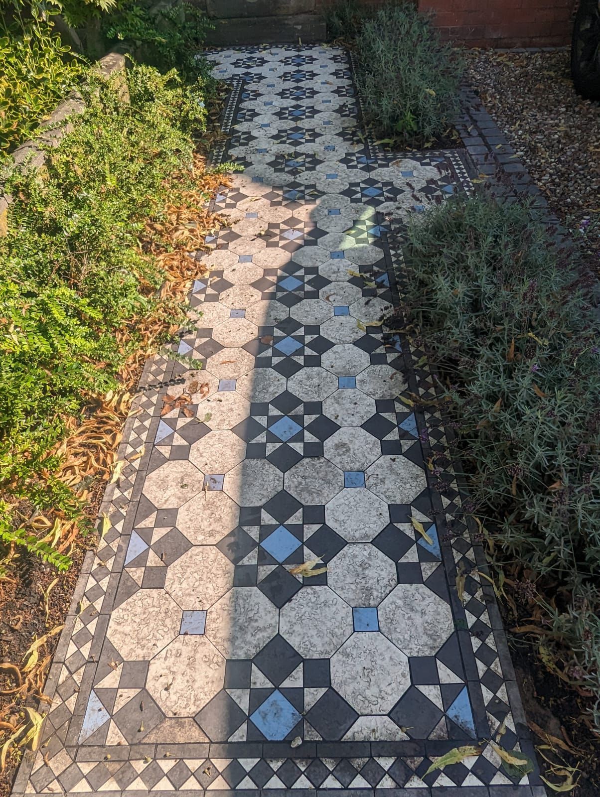 VICTORIAN TILED FRONT GARDEN PATH DEEP CLEANING AND SEALING IN SALE, GREATER MANCHESTER