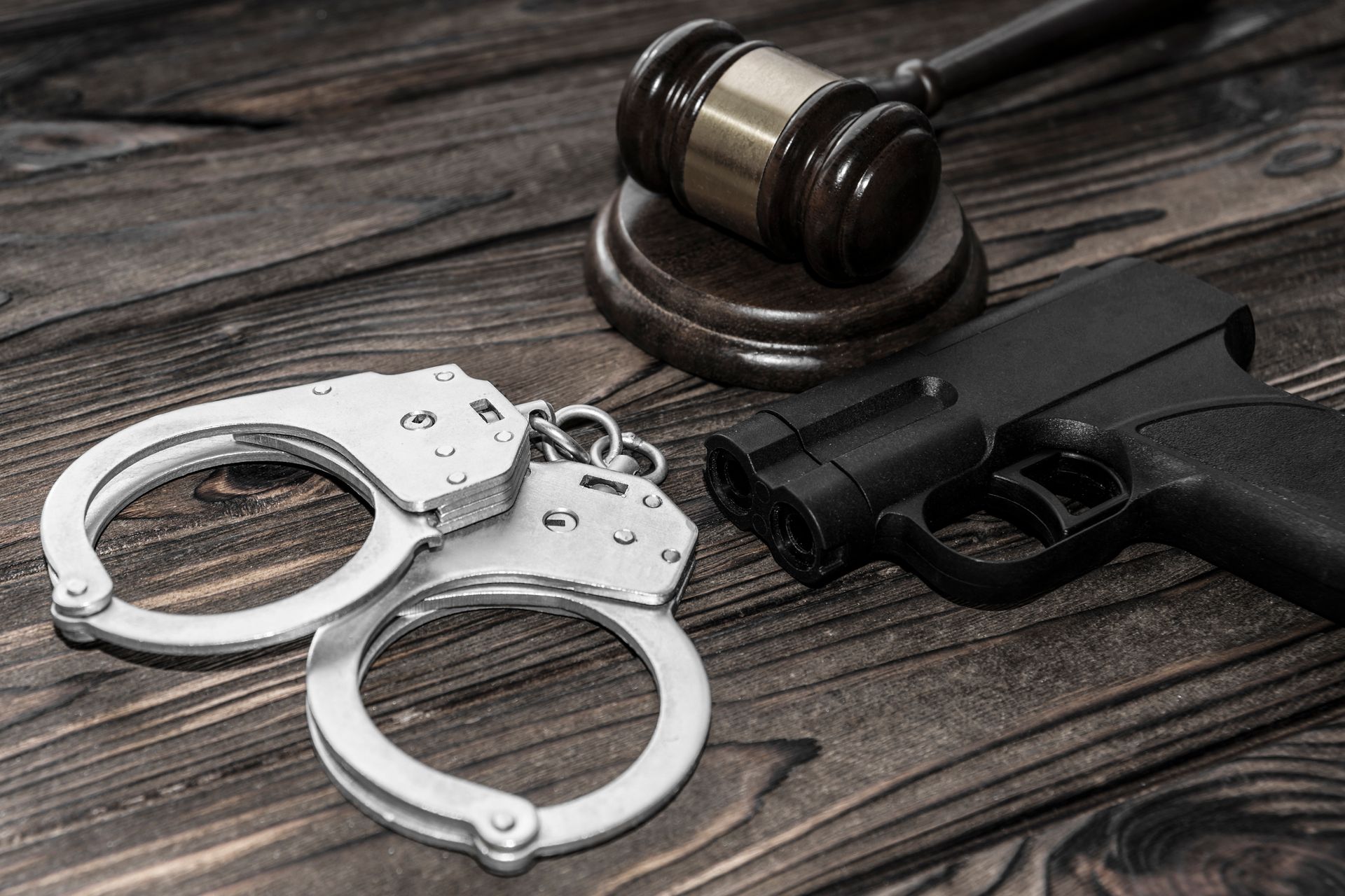 Man Magnifying Paper - Defiance, Ohio | E. Charles Bates Attorney Man Magnifying Paper - Defiance, Ohio | E. Charles Bates Attorney