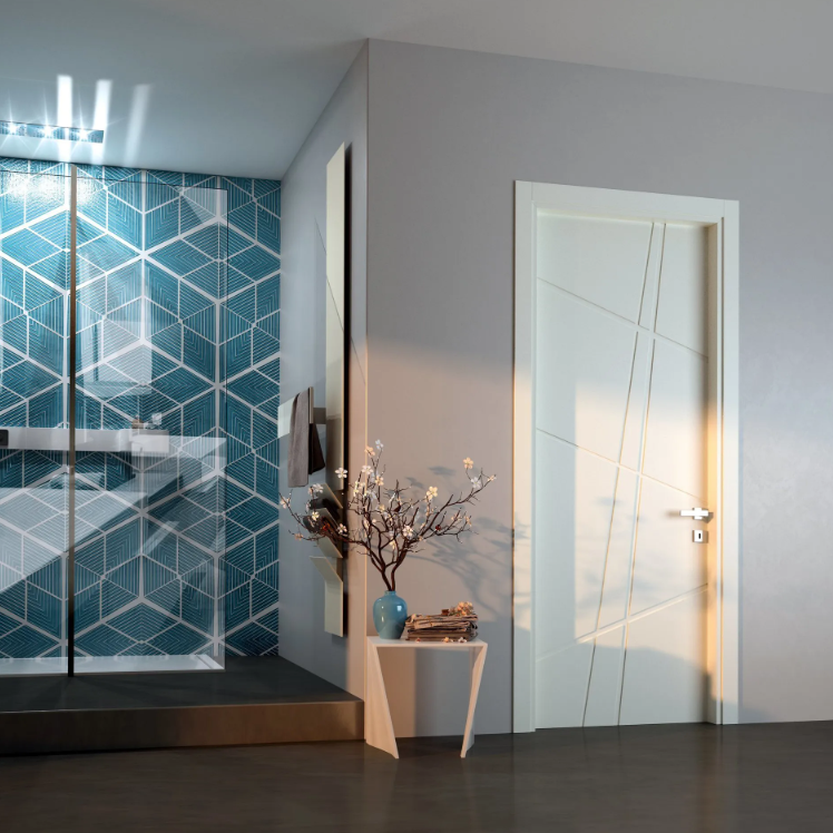 Corridoio moderno con parete in vetro blu a motivi geometrici, porta bianca e piccolo tavolino consolle con fiori.