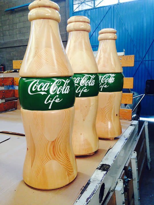 DISEÑO Y PROYECCIÓN - Botella de madera wooden bottle