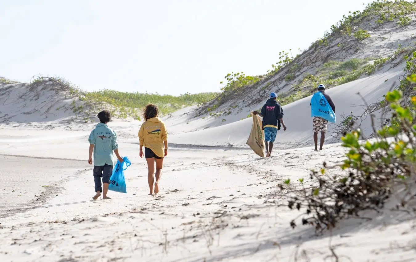 Beach cleanups are vital as they prevent plastic and other trash from being deposited into the ocean and beyond the shores. [Photo credits @BCSS/Orlando Miranda_Salvador Colvee] 