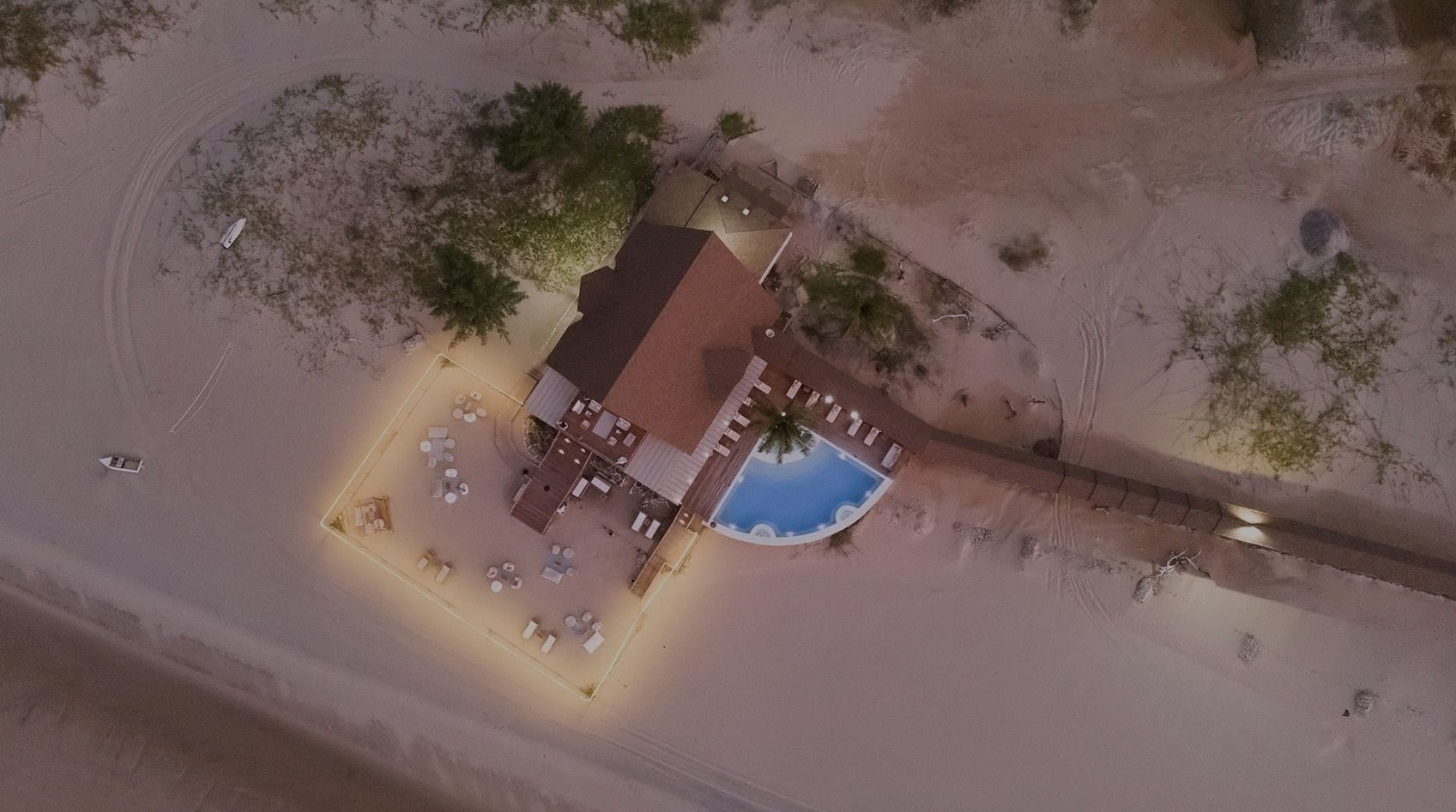 7 Nights Mozambique Honeymoon Package to Sentidos