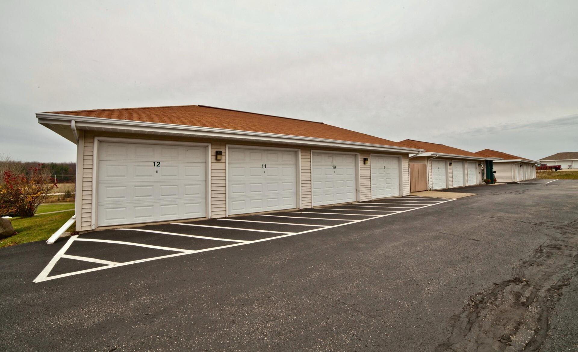 Parkside Village Apts