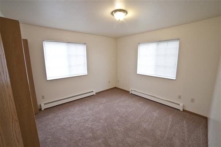 Parkside Village Apts