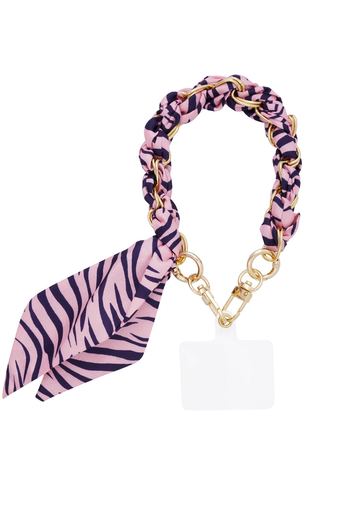 Een armband met daaraan een zebraprint sjaaltje