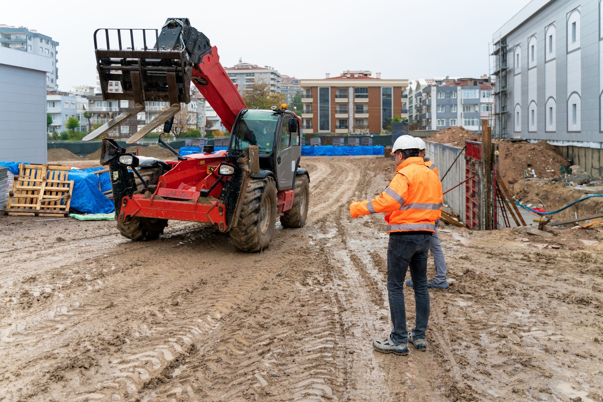 Engineer And Foreman In The Construction Site - Gordon, NSW - Michan Australia Holdings Pty Ltd