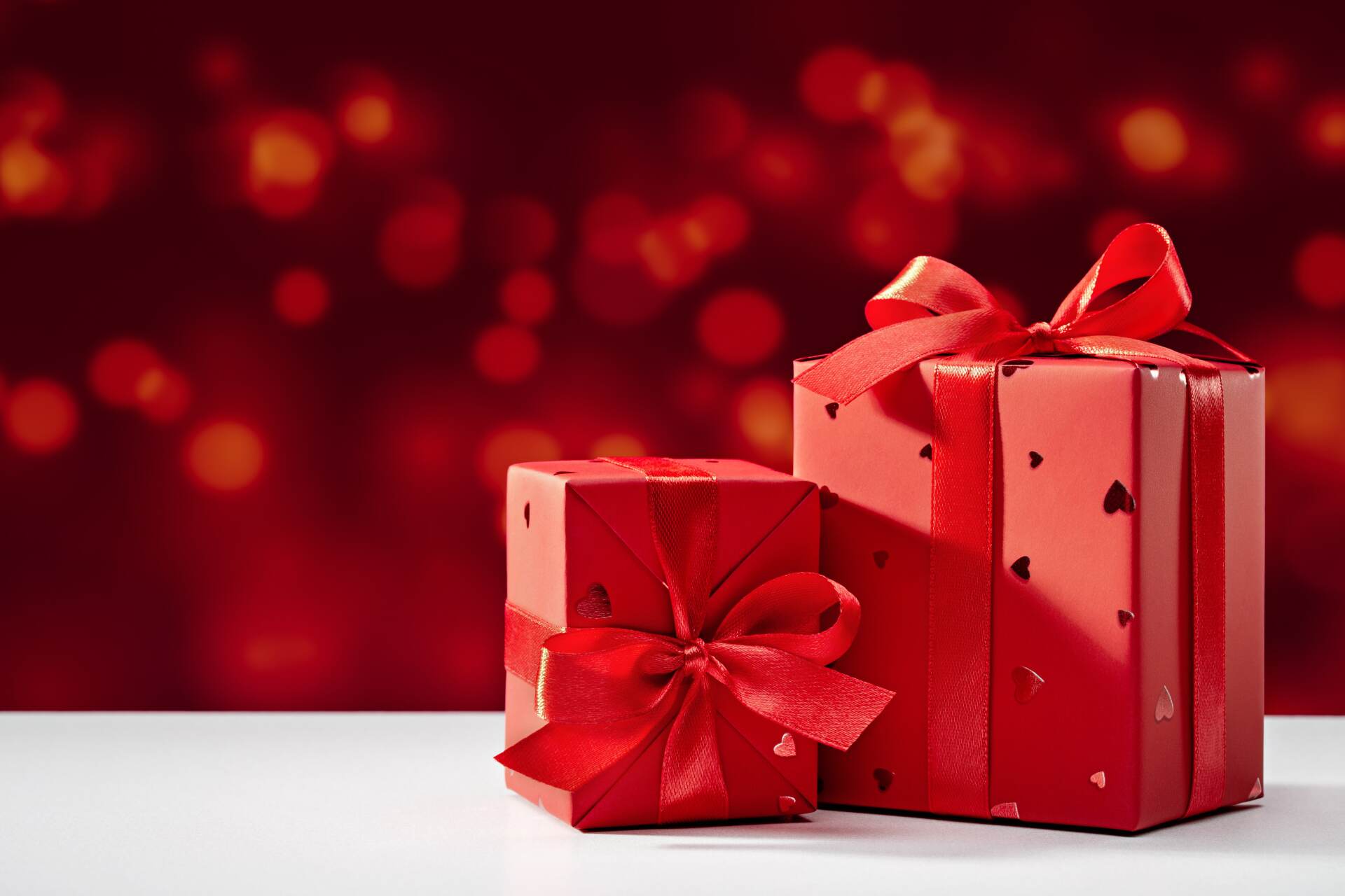 Scatole regalo con fiocco