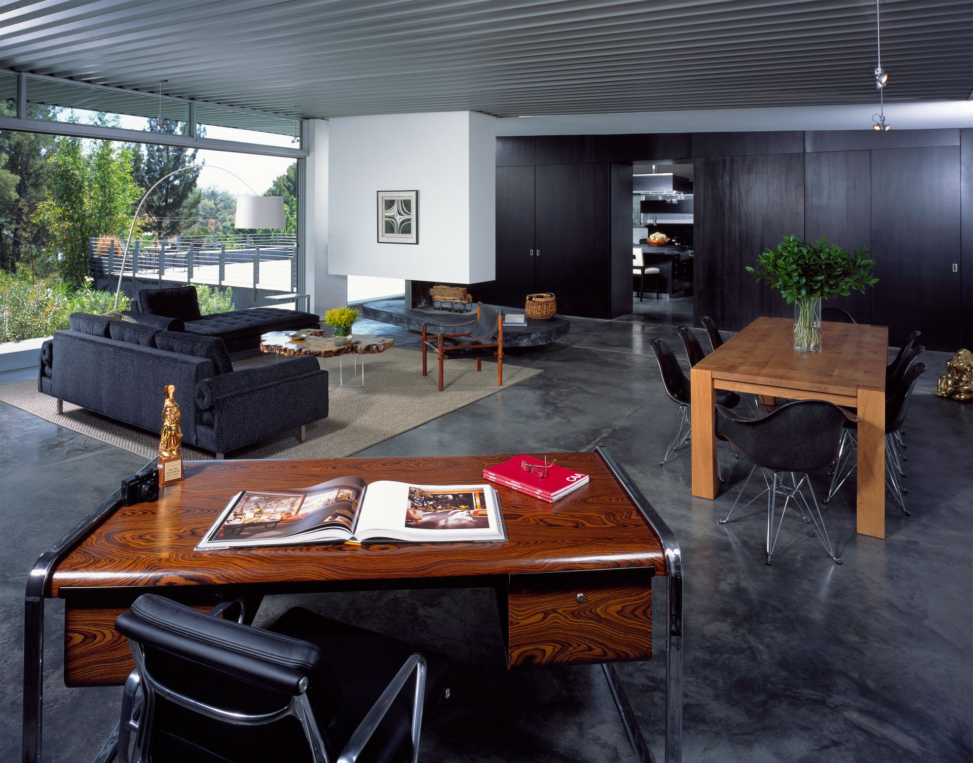 EFRON | Kenneth Brown Design | Los Angeles, CA & Baton Rouge, LA