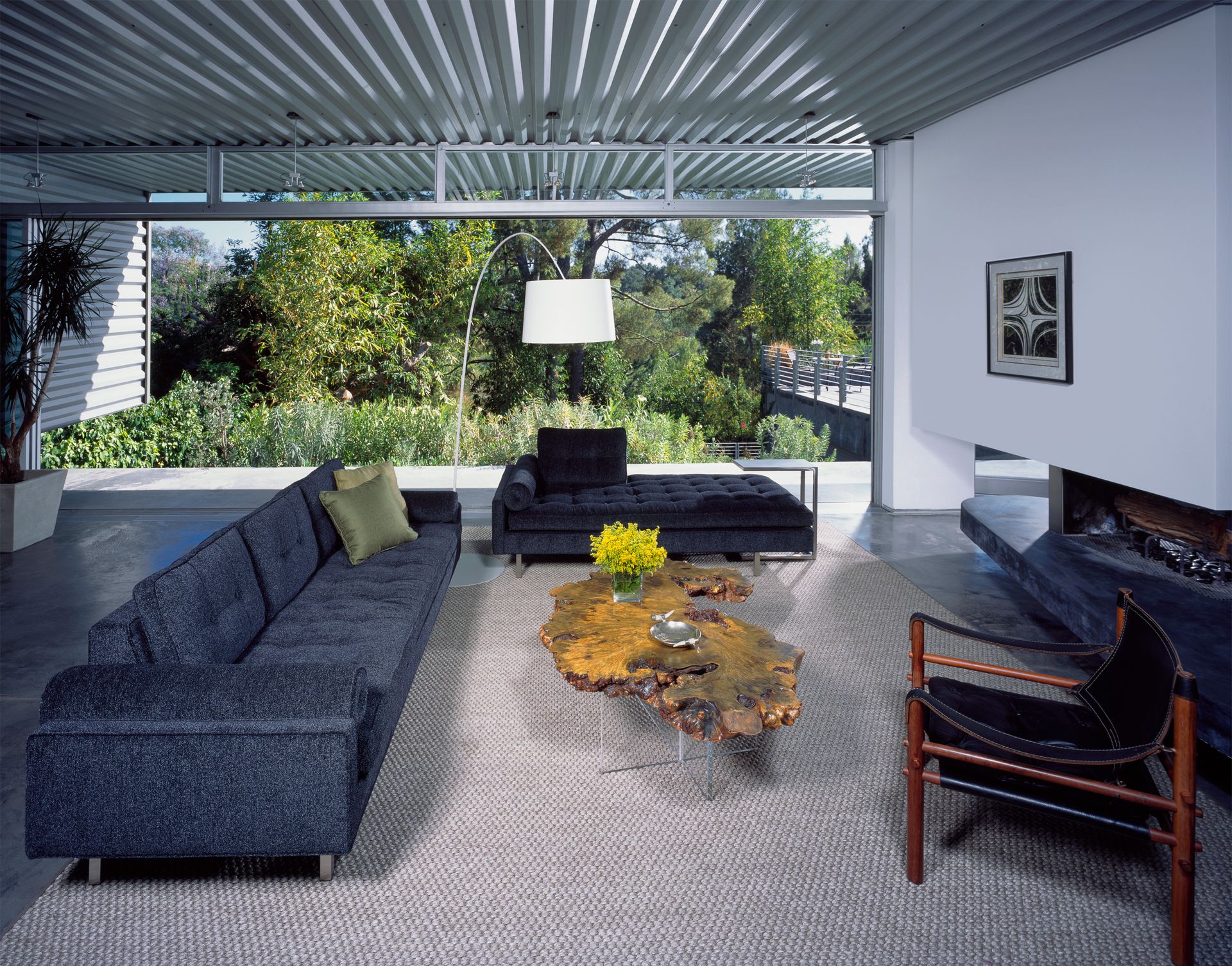 EFRON | Kenneth Brown Design | Los Angeles, CA & Baton Rouge, LA
