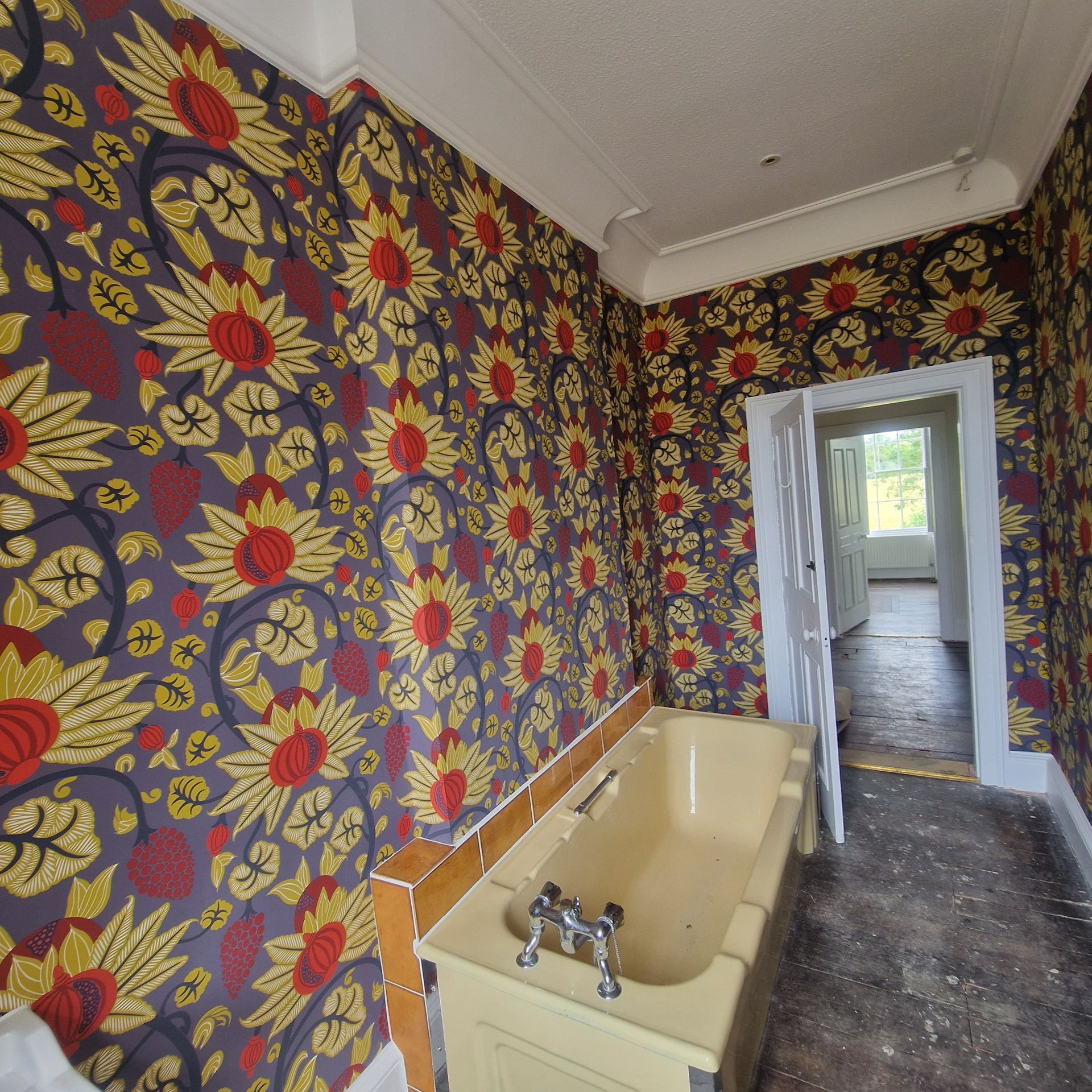 Pattern Wallpaper to small room in the Cotswold