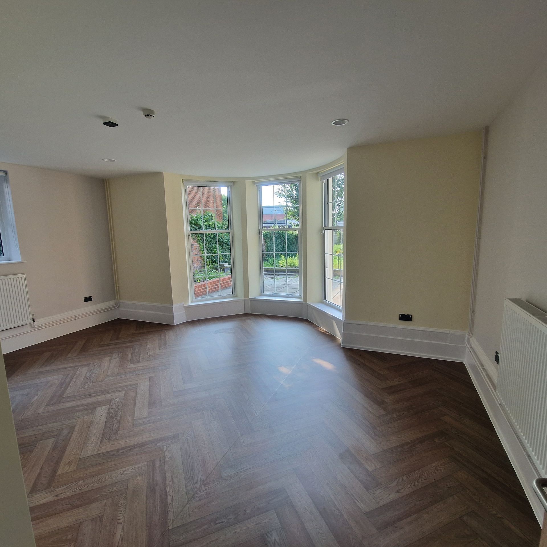 Gloucester painters Cheltenham painters Cotswold painters Gloucestershire painter Gloucester decorators Cheltenham decorators Cotswold decorators