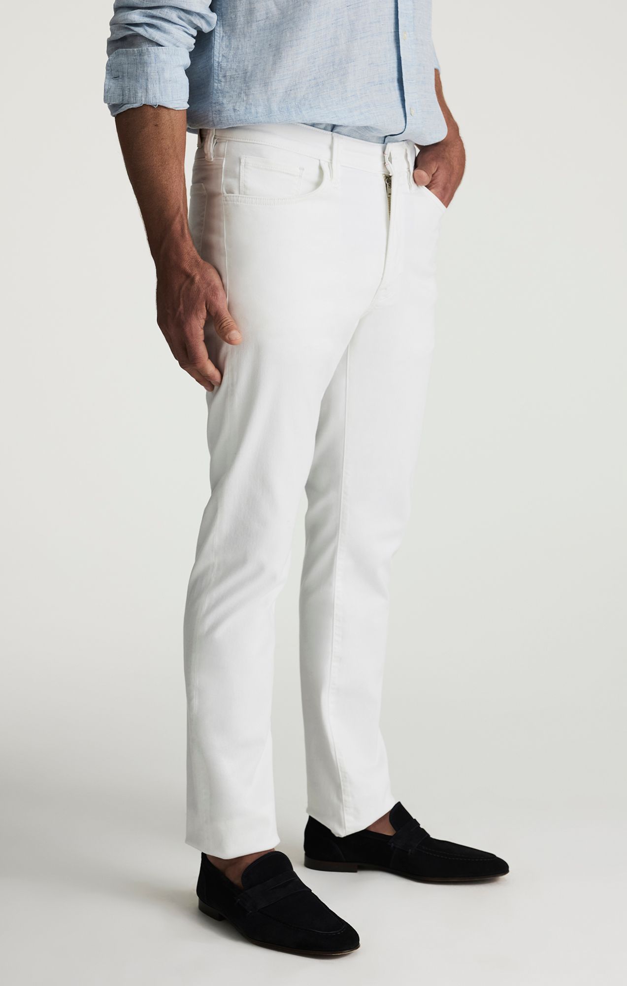white mens pants