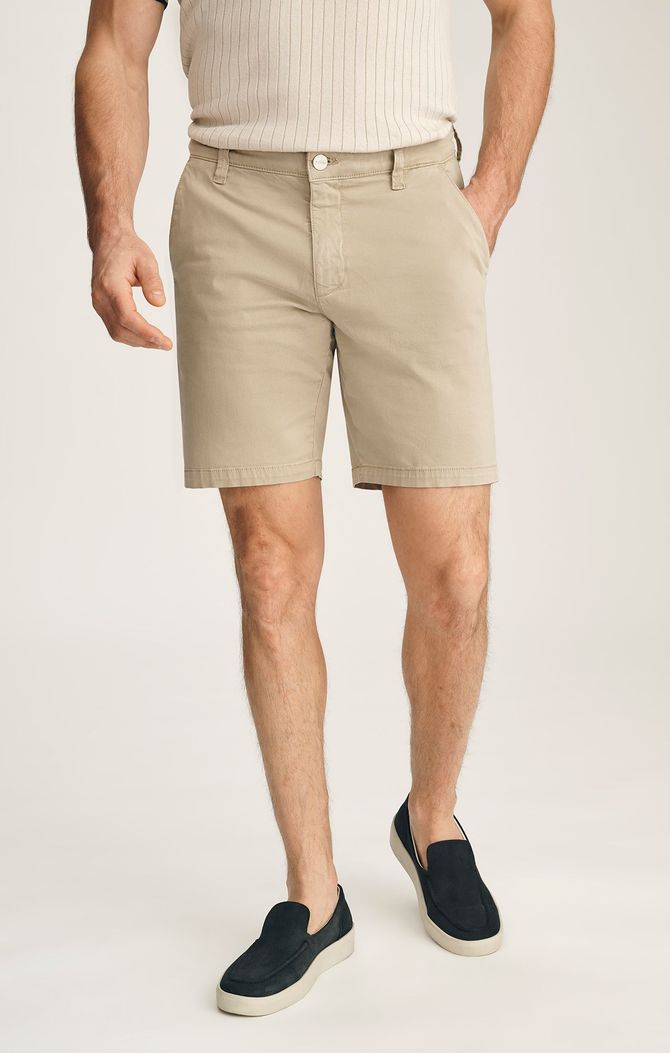 waist high photo of man in casual clothing