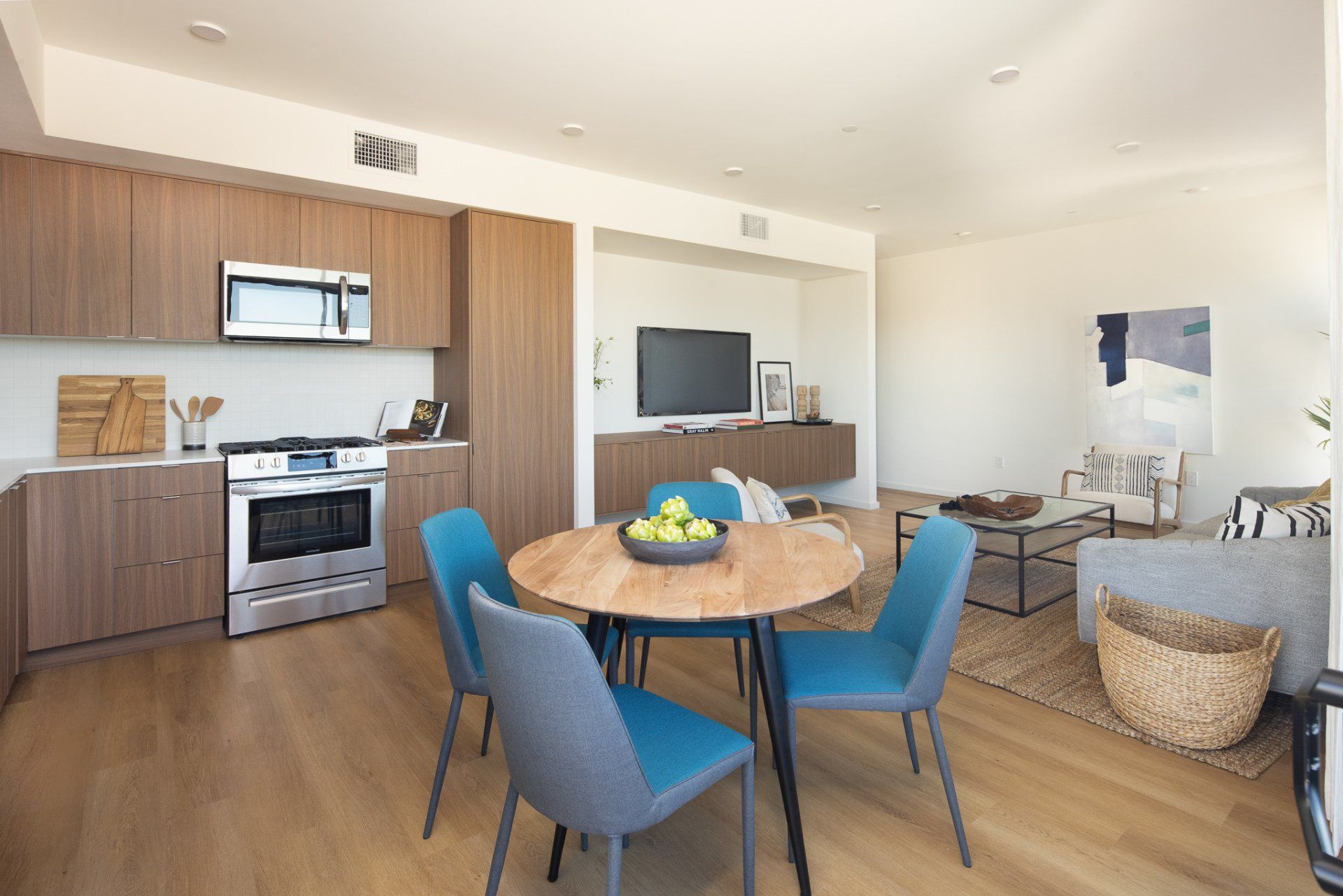 modern 2-bedroom apartment in LA Frame Downtown Culver City with bright natural light and modern interiors.