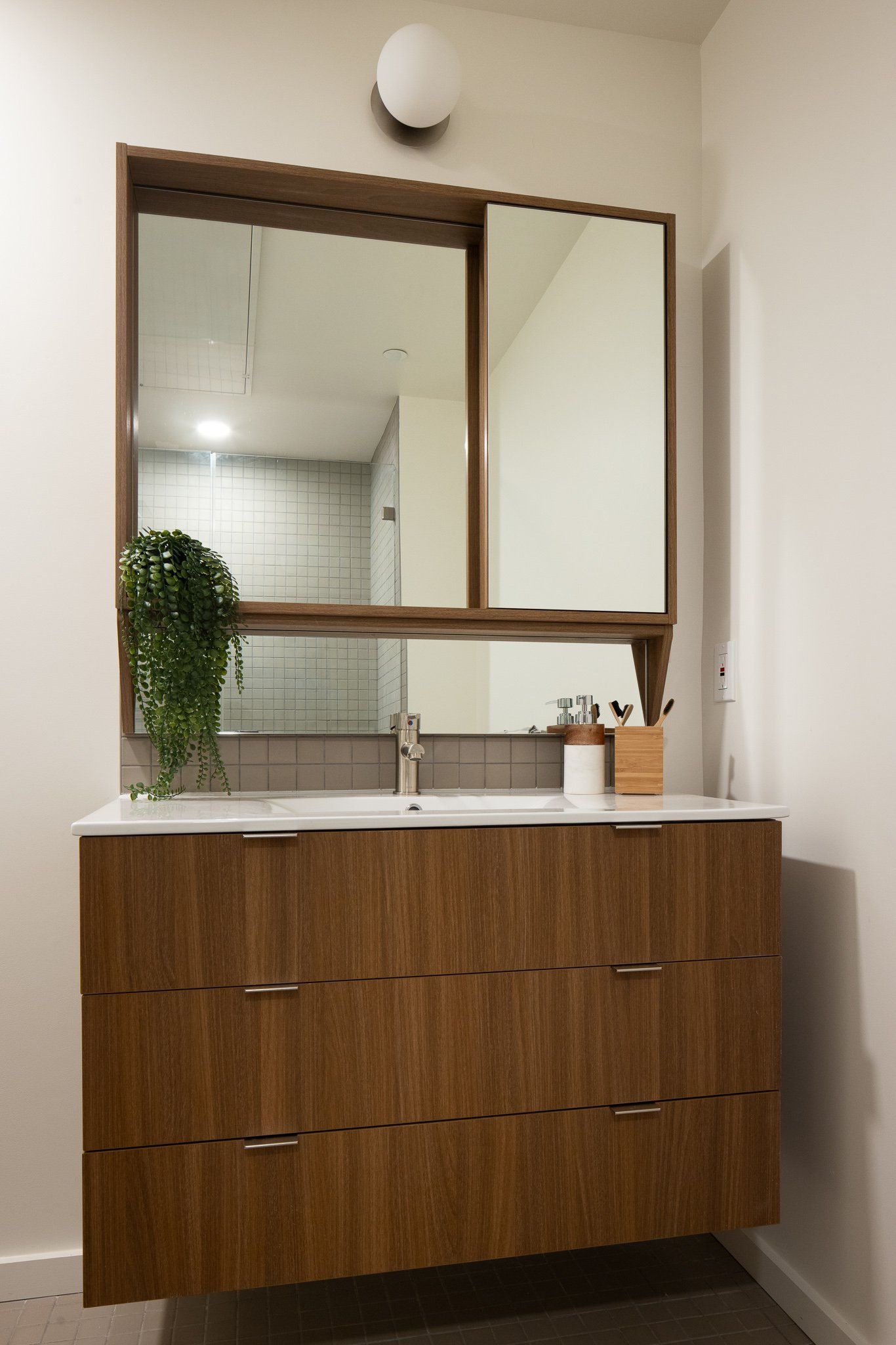 modern 2-bedroom apartment in LA Frame Downtown Culver City with bright natural light and modern interiors.