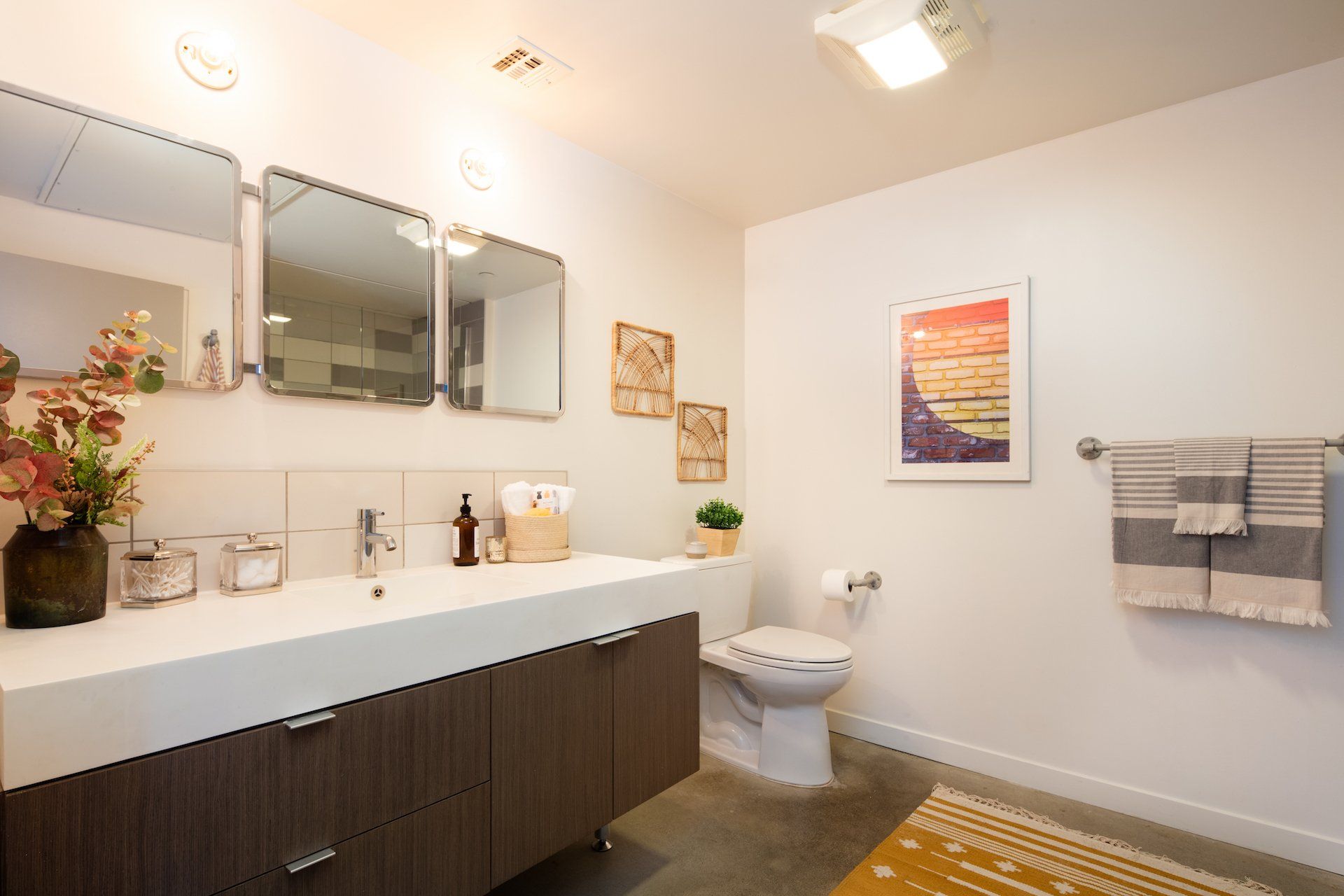 culver city loft bathroom