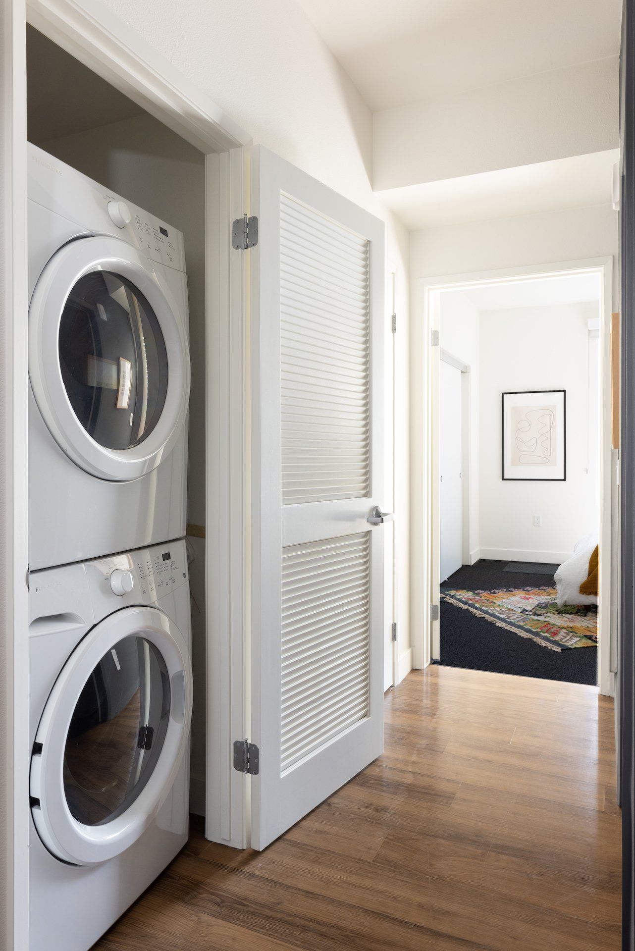 modern 2-bedroom apartments in LA Frame Melrose with bright natural light and modern interiors.