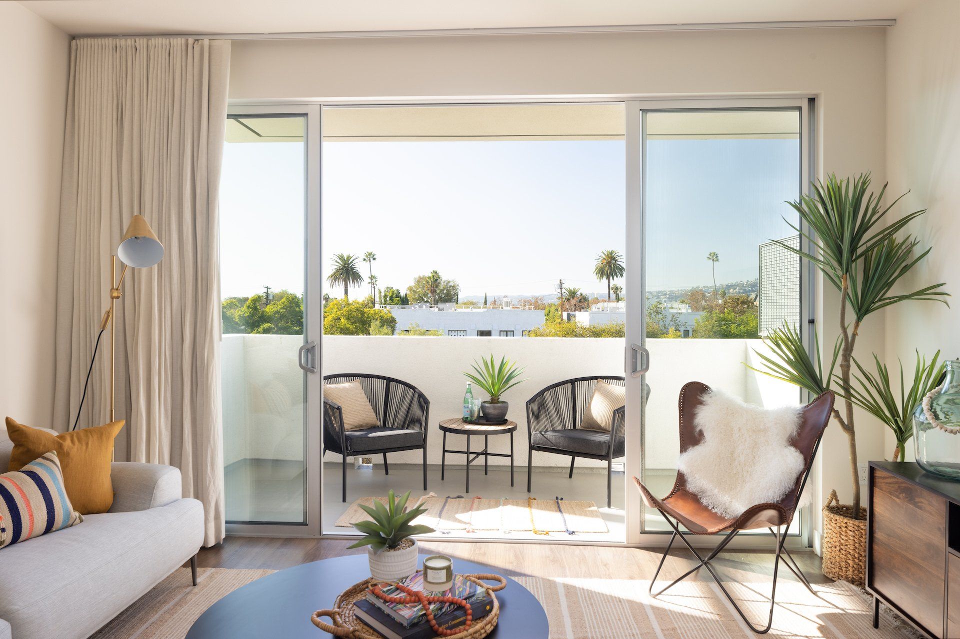 modern 2-bedroom apartments in LA Frame Melrose with bright natural light and modern interiors.