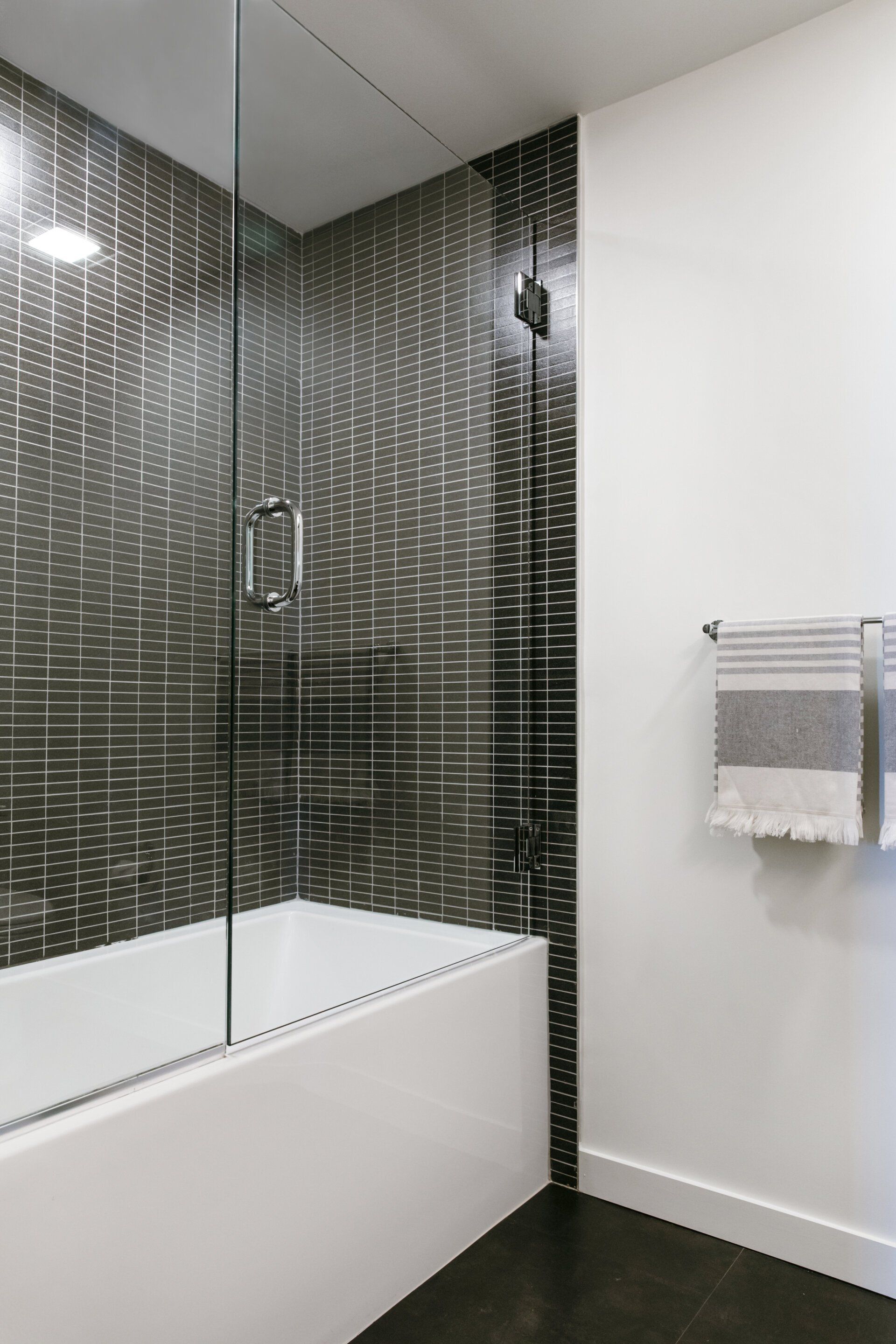 modern 2-bedroom apartments in LA Frame Melrose with bright natural light and modern interiors.