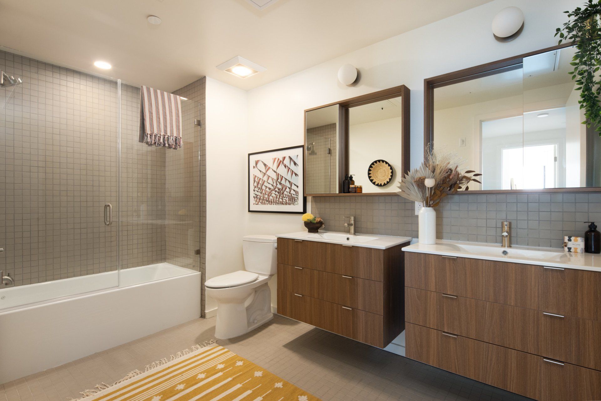 modern 3-bedroom apartment in LA Frame Downtown Culver city with bright natural light and modern interiors.