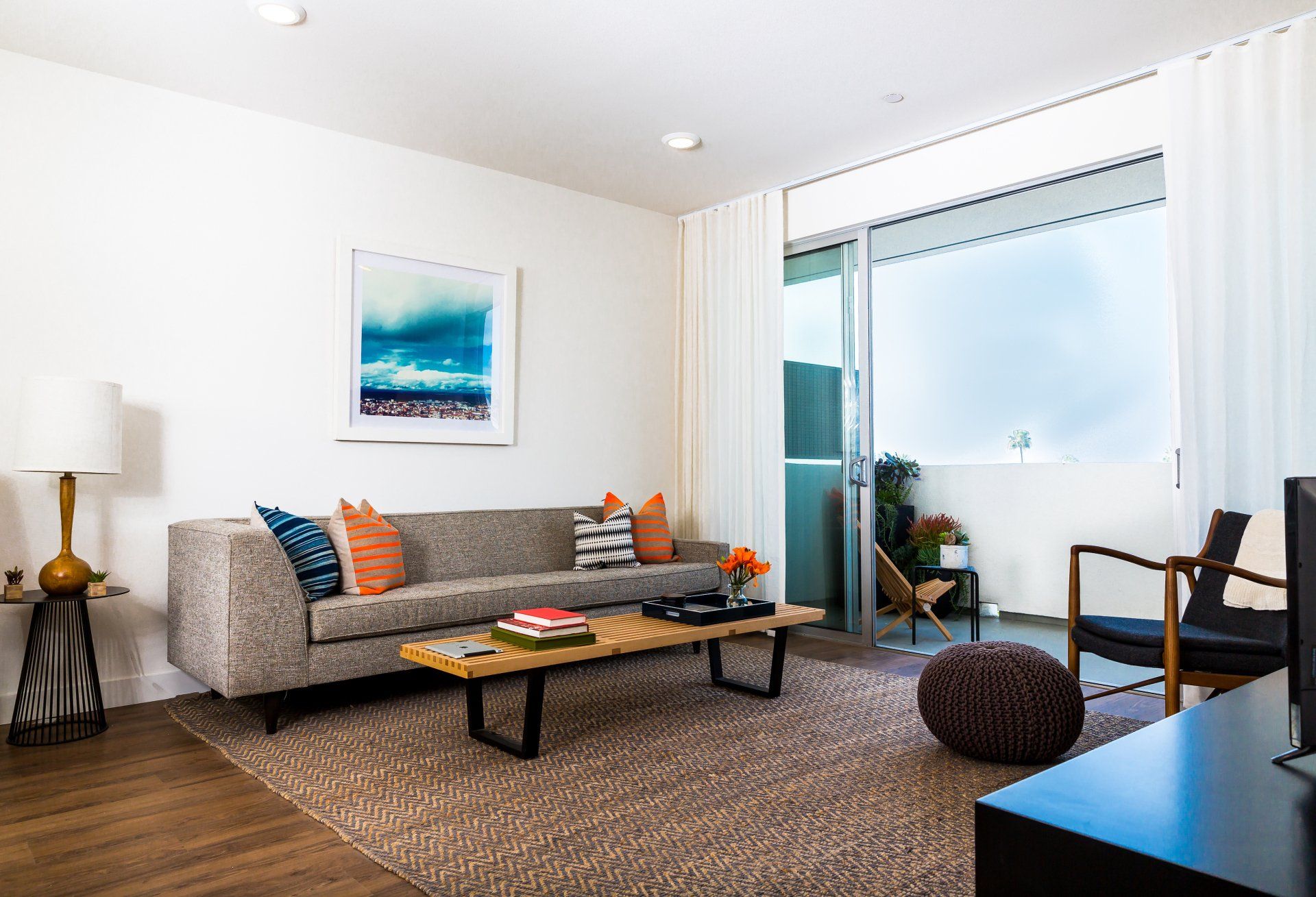 Hollywood 2 Bedroom Gallery