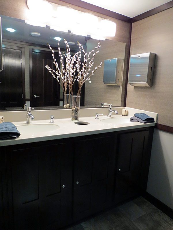 Bathroom countertop