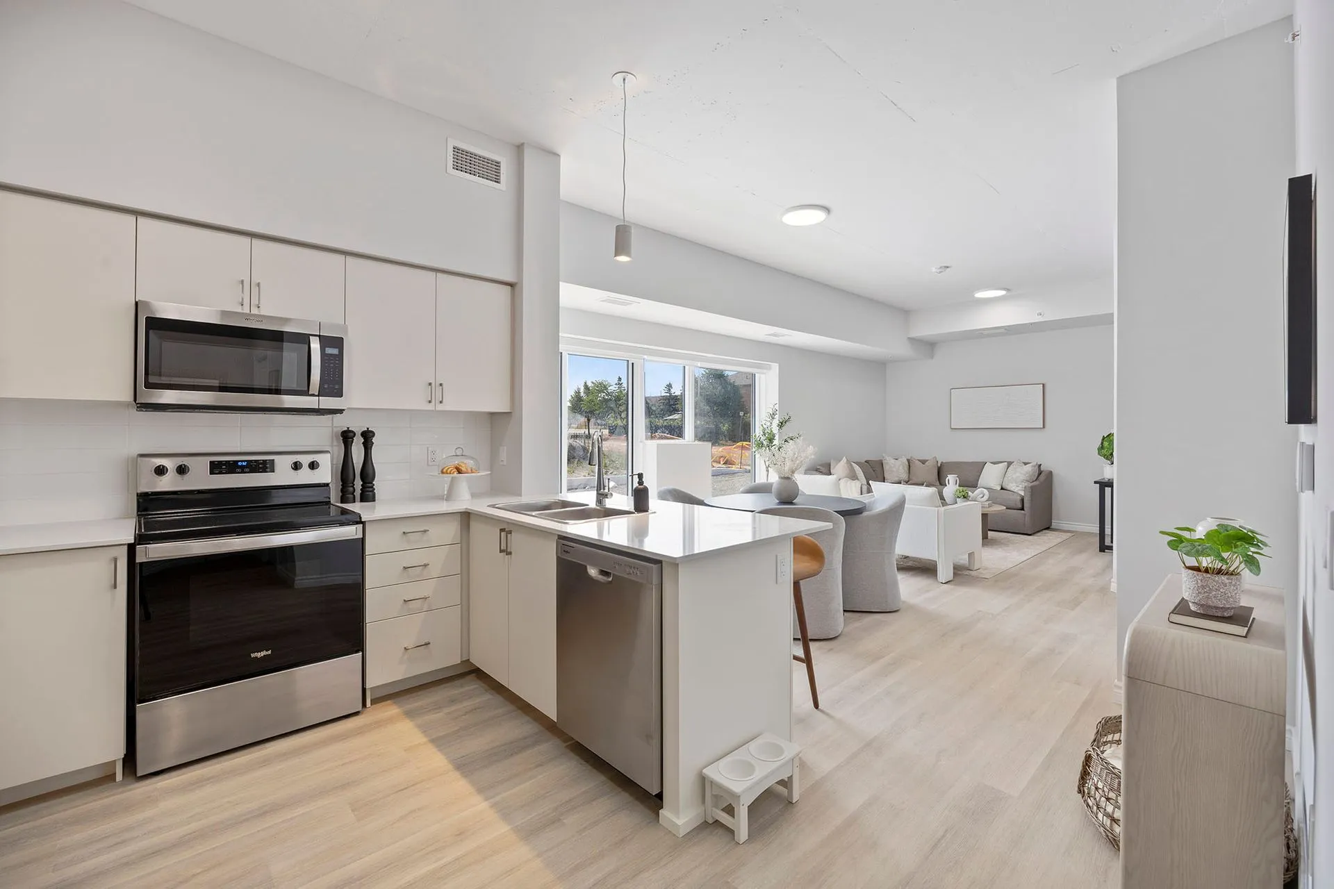 Modern Interiors at The Deanwood– View Our Spaces