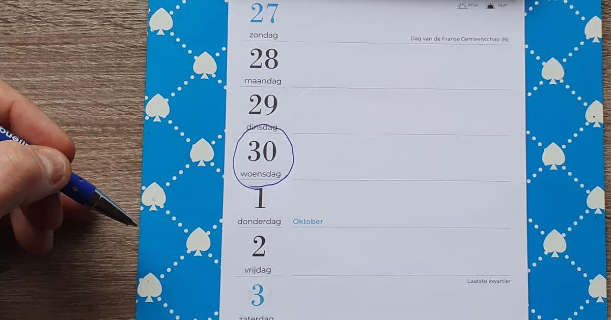 Kalender met een omcirkelde dag: de termijn voor begraven of cremeren