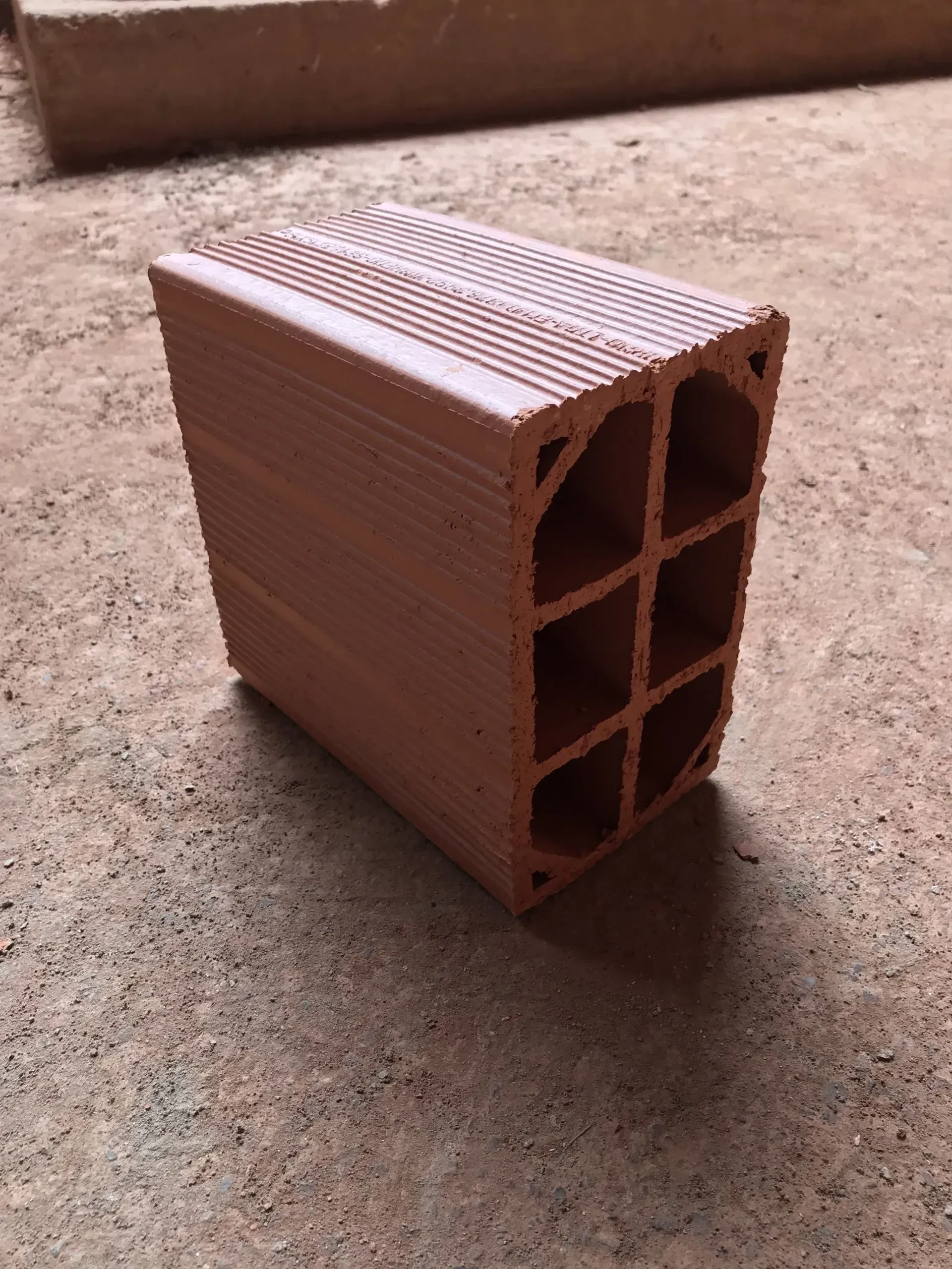 Bloco Cerâmico - Jorge Blocos