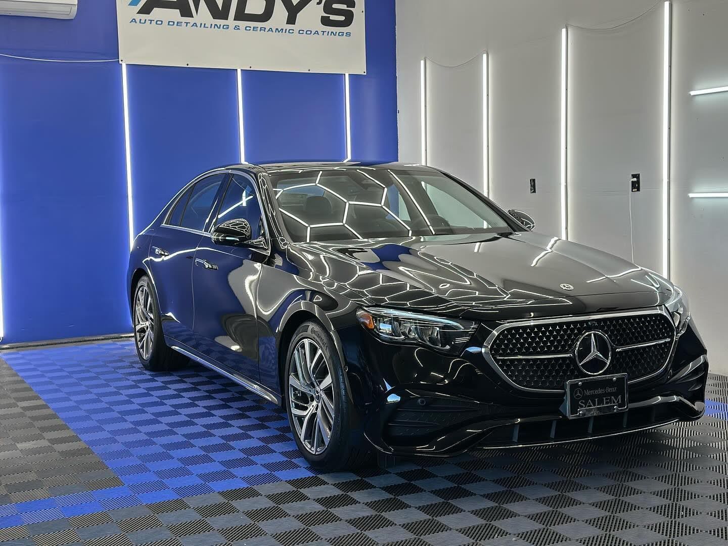 Glossy car coating