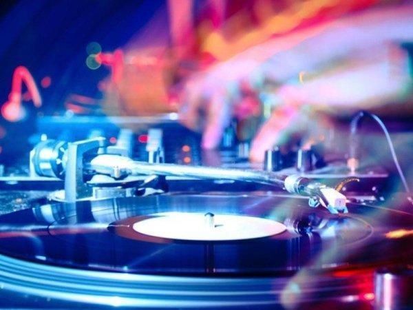 riparazione di giradischi a Milano con L.A.F. Elettronica