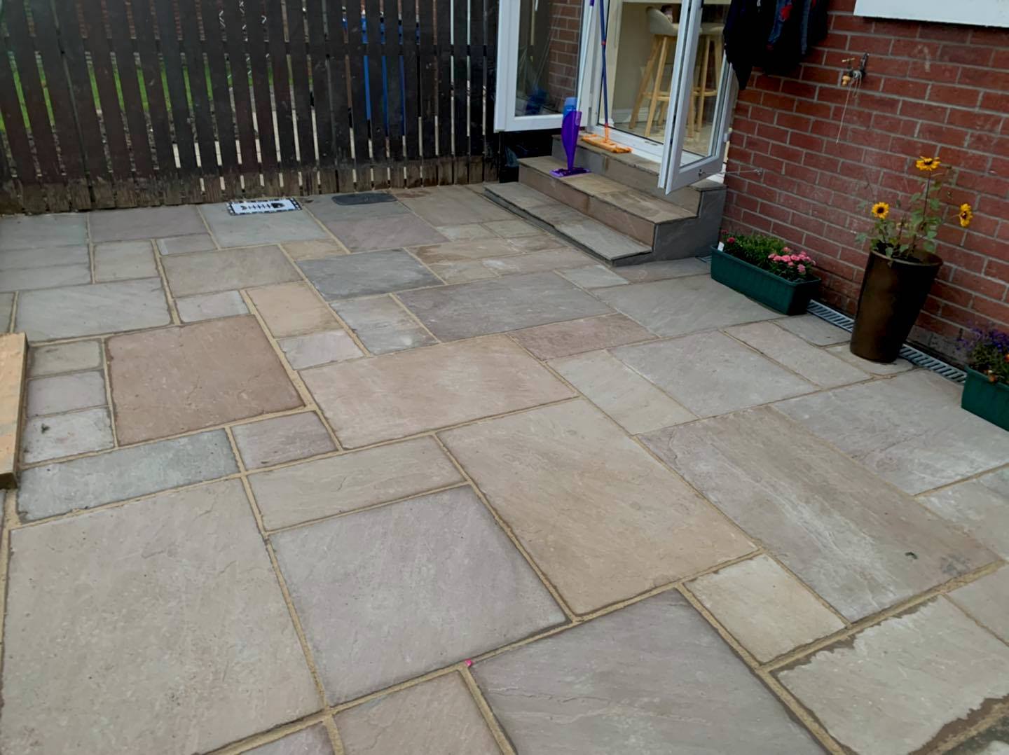 Patio installations Lanarkshire by Advanced Driveways Ltd