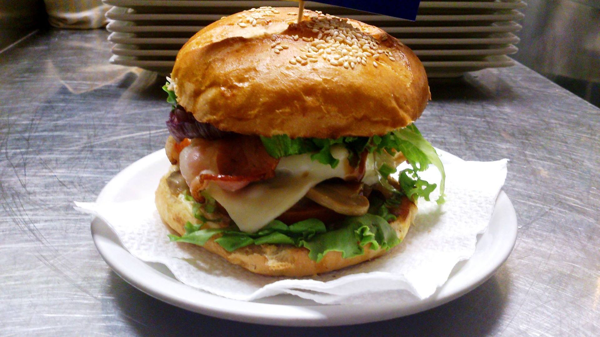 hamburger con bacon