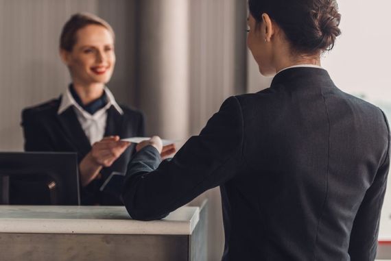 Receptionist