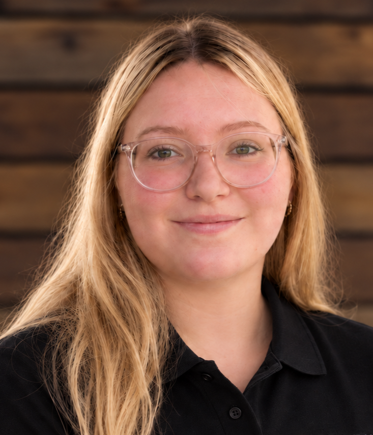 Luisa Safarik, technische Zeichnerin bei Hase & Kramer Möbelwerkstätte GmbH in Dornbirn