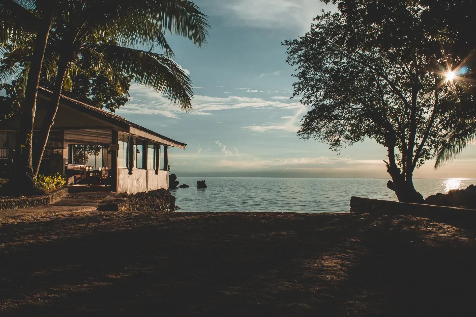 Florida neighborhood near Tampa Bay waterfront