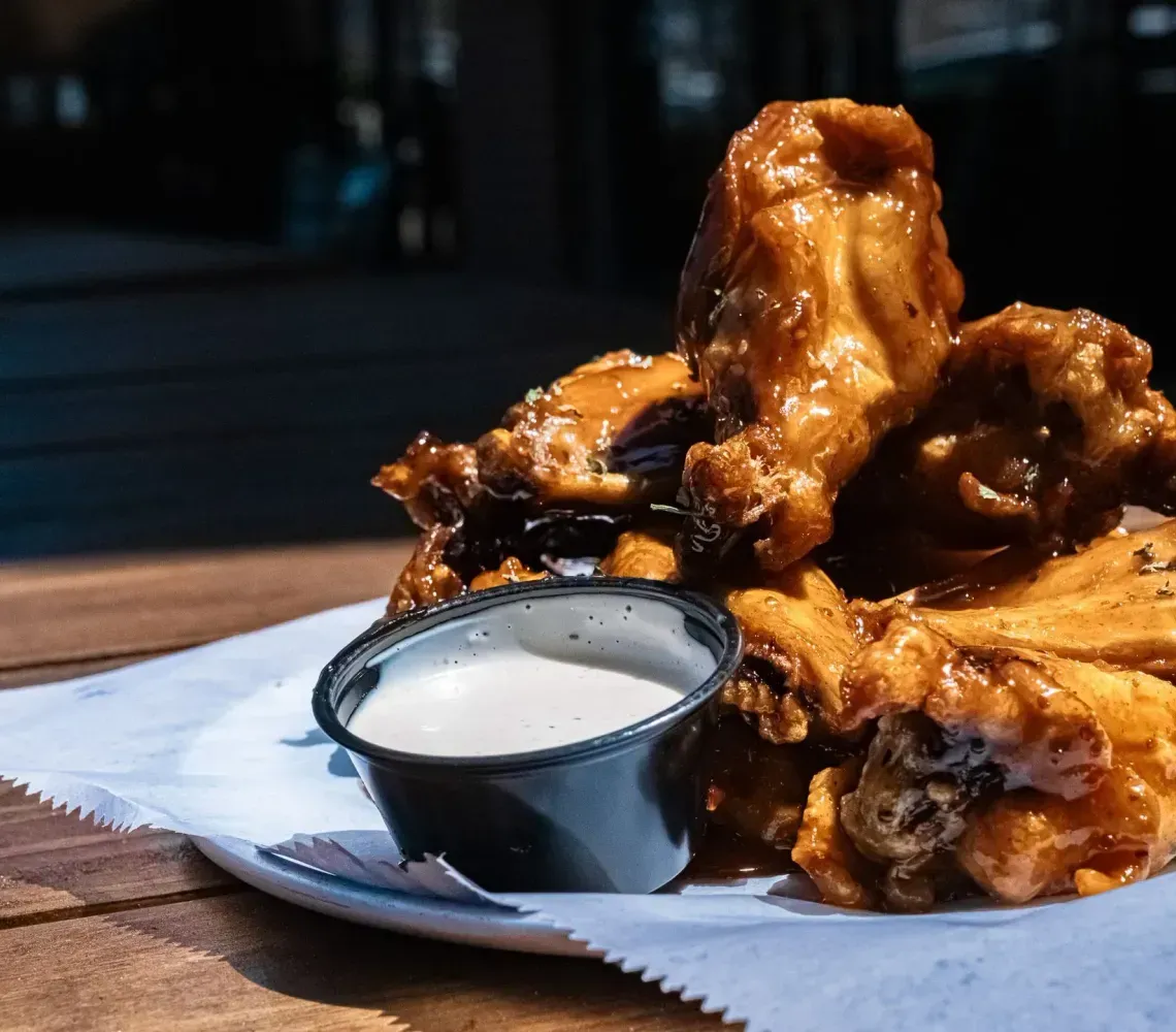 Crimson tap house wings