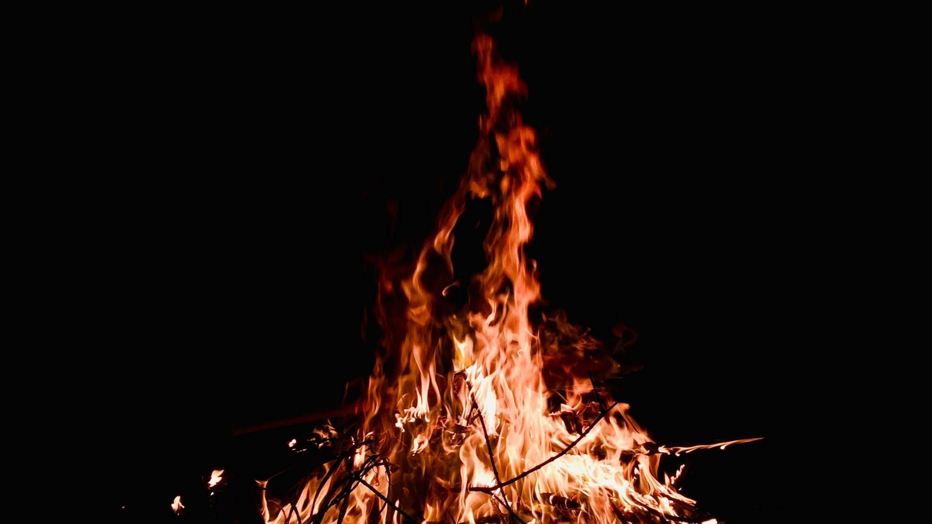 Photo of a Bonfire — Lakeview Luxury Retreat in Canobolas, NSW