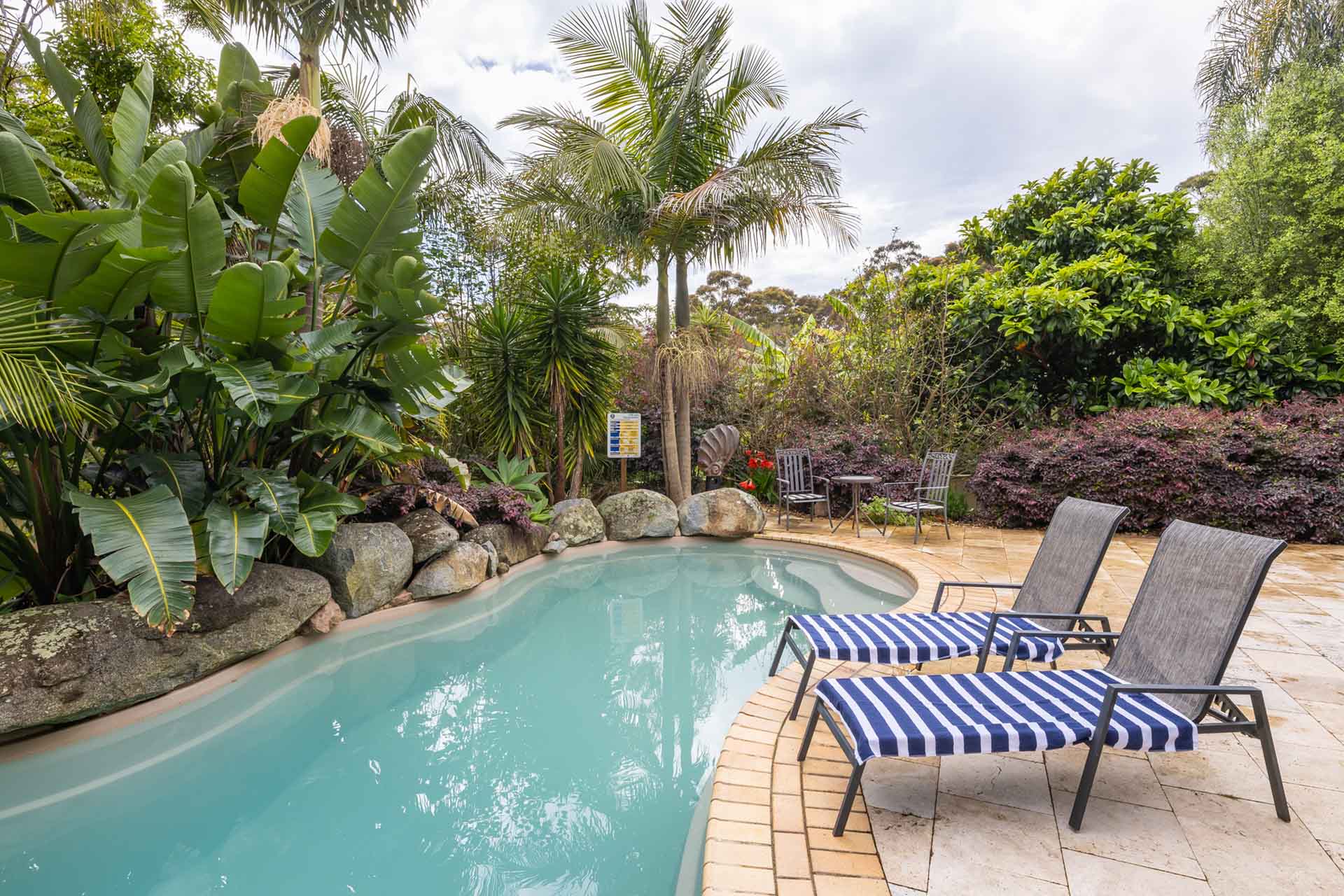 Merimbula accommodation with pool, Tura Beach