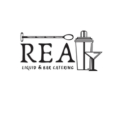 Logo di REA Liquid & Bar Catering con icone di cucchiaino da cocktail, shaker e bicchiere da martini.